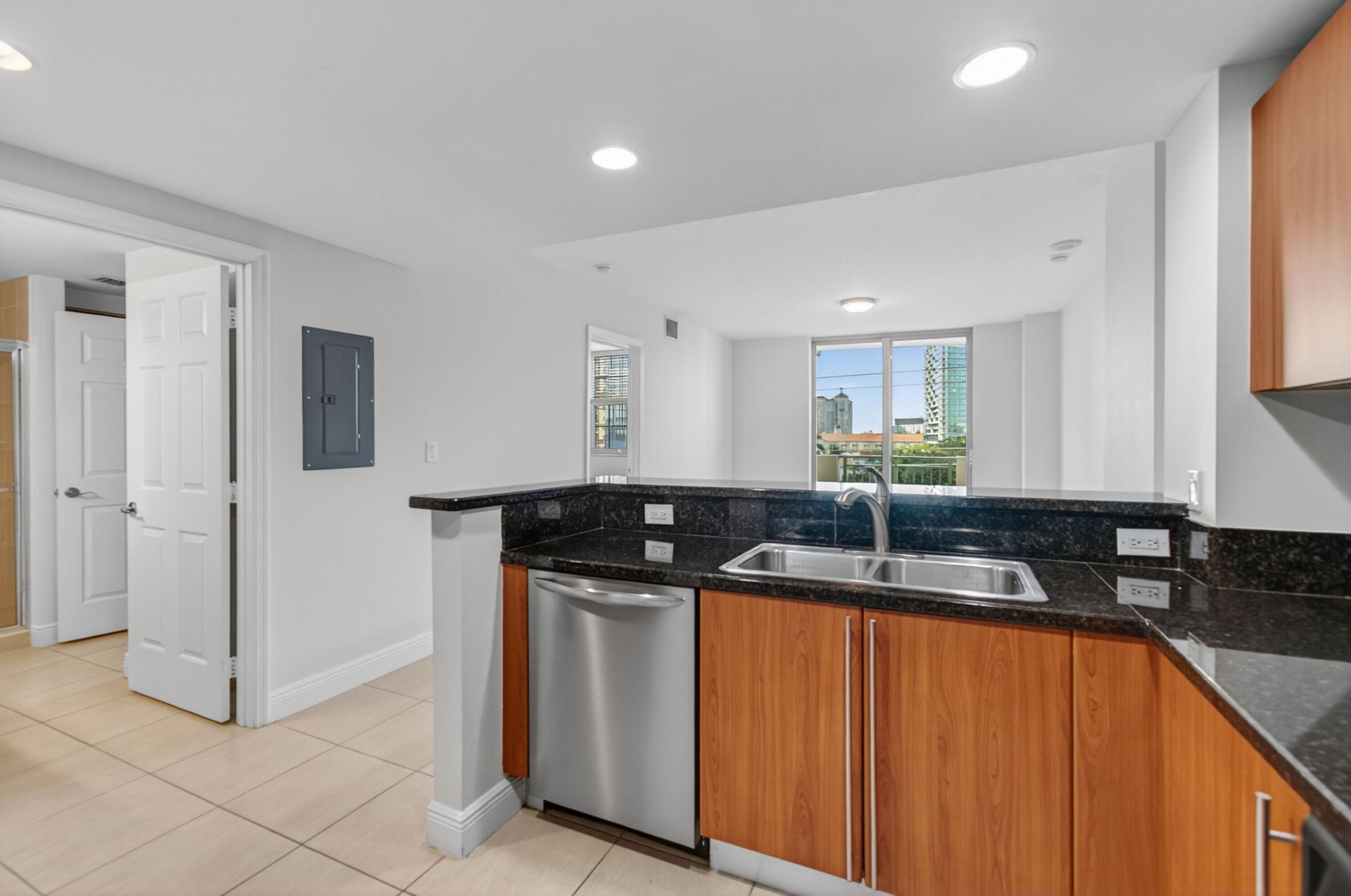 610 Clematis Street 532, West Palm Beach, FL 33401 29