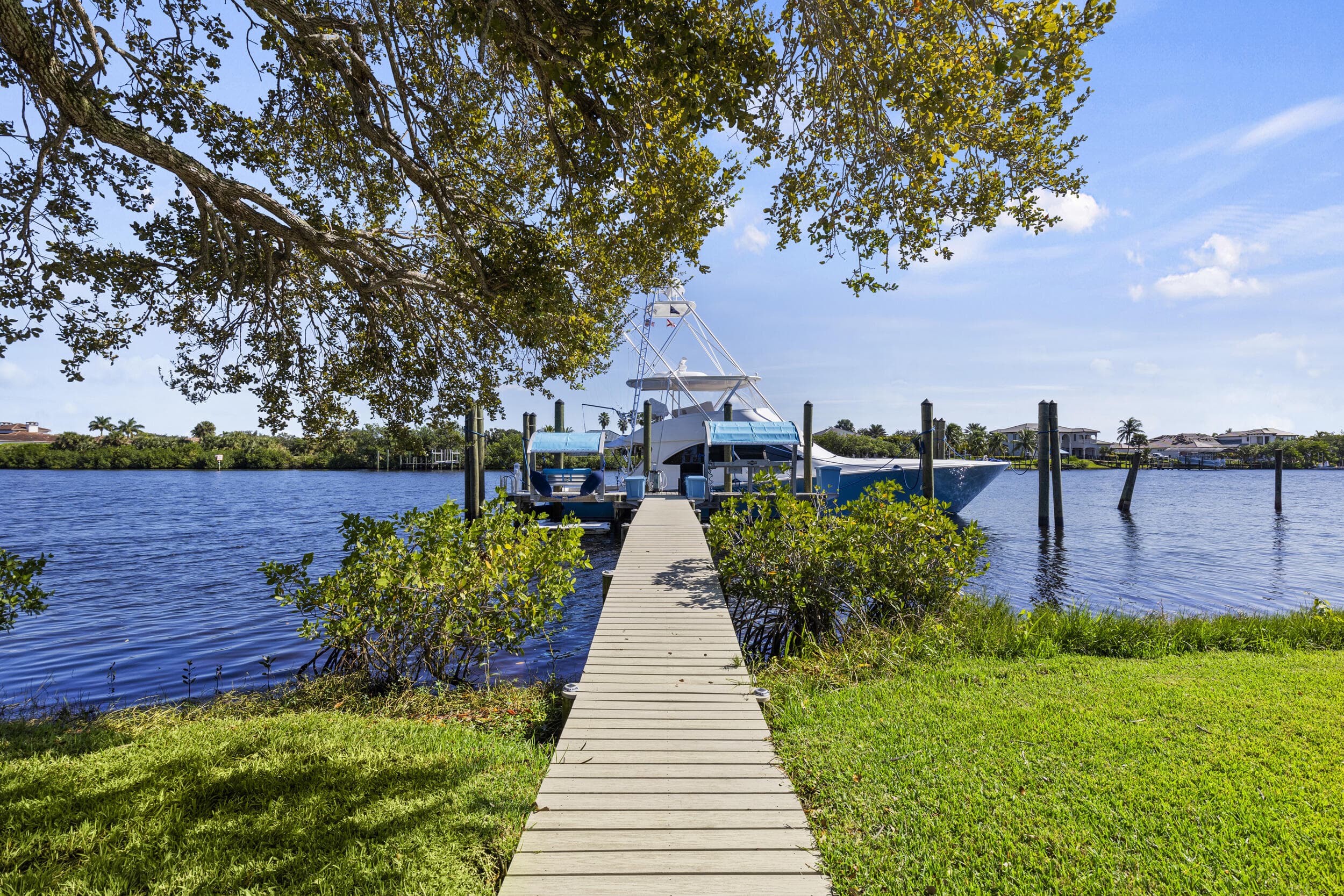 2821 SE North Lookout Boulevard, Port St. Lucie, FL 34984 72