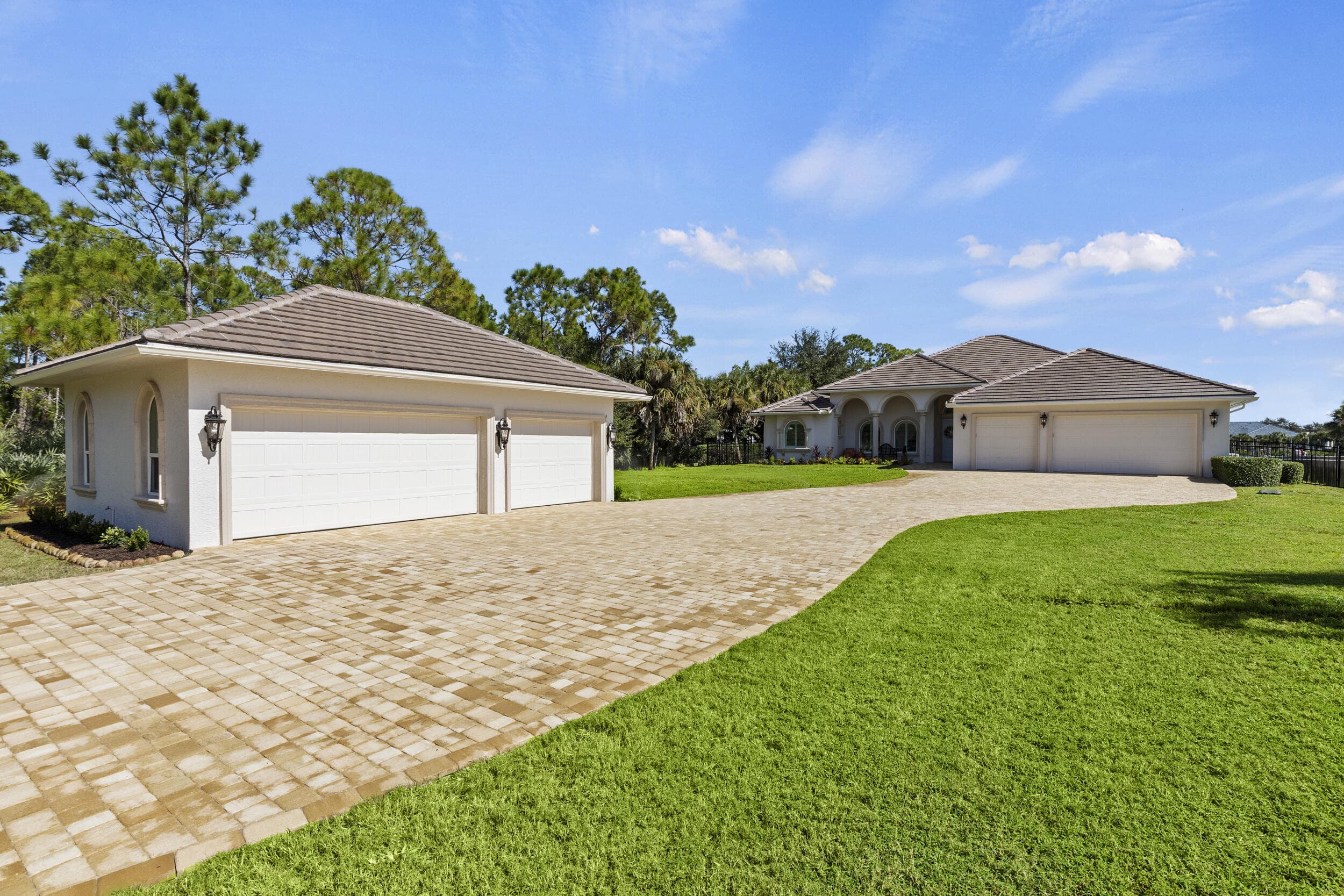 2821 SE North Lookout Boulevard, Port St. Lucie, FL 34984 86
