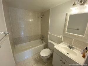 4166 Inverrary Drive 303, Lauderhill, FL 33319 7