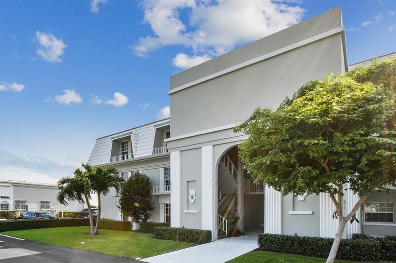 2160 Ibis Isle Road 1, Palm Beach, FL 33480 34