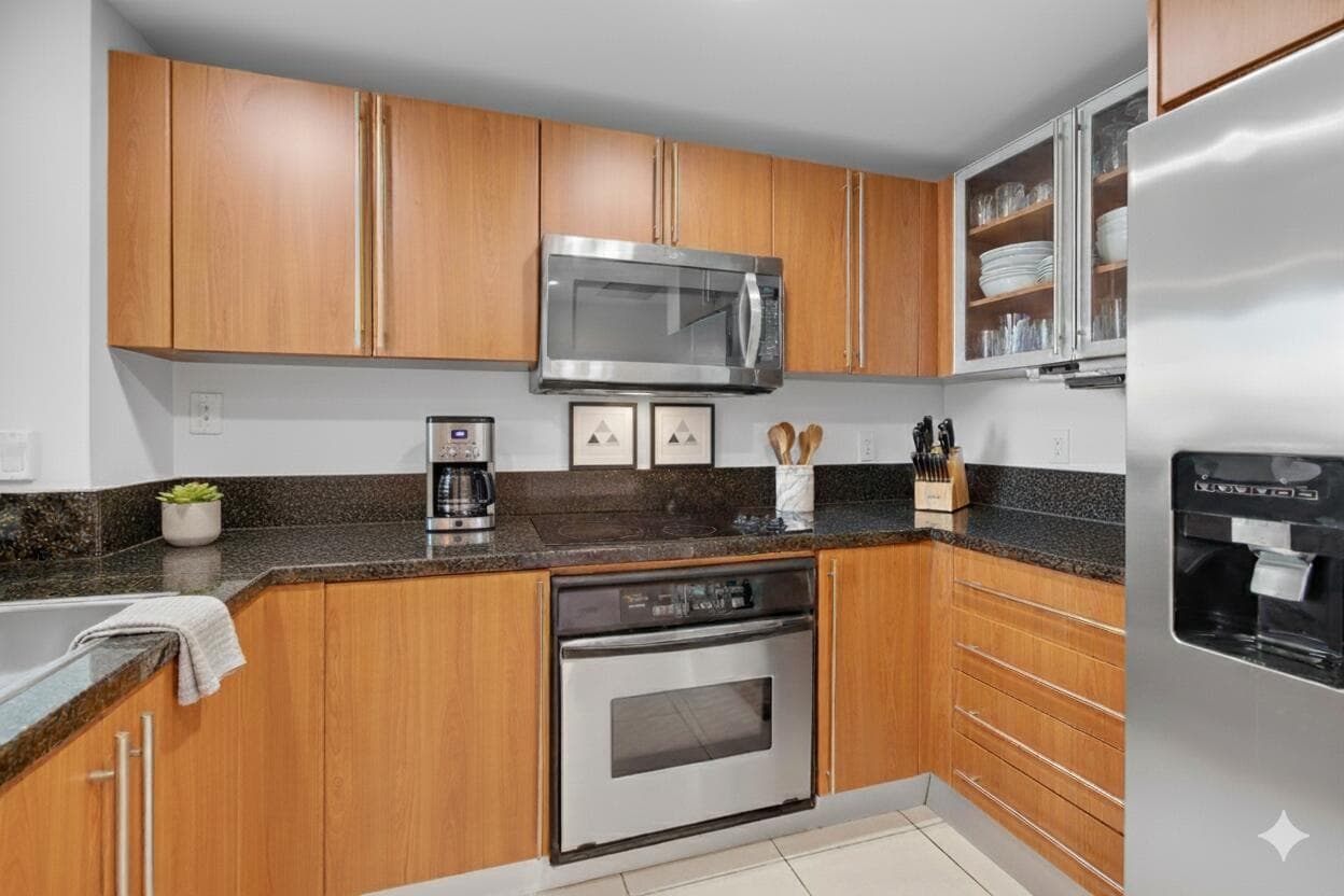 610 Clematis Street 532, West Palm Beach, FL 33401 28