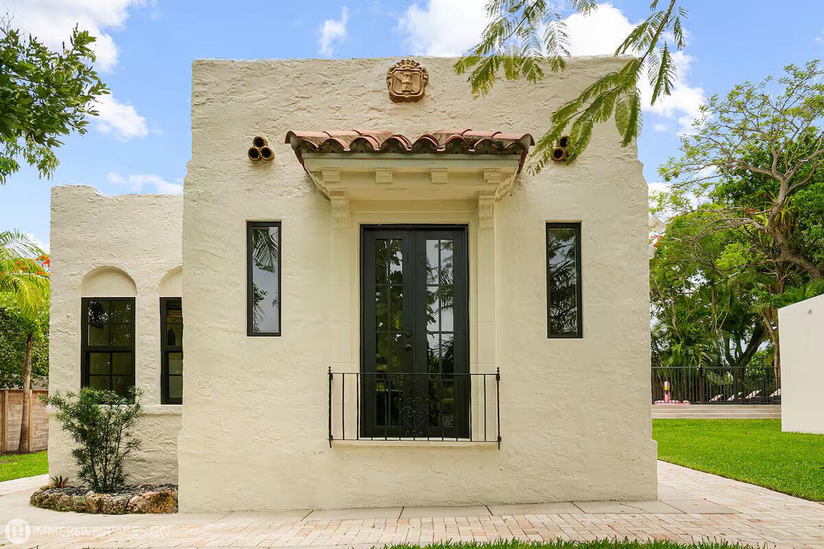 828 35th Street, West Palm Beach, FL 33407 33