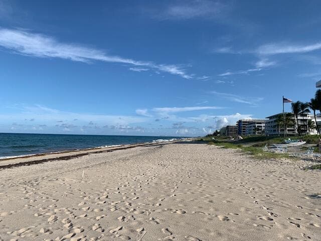 2565 S Ocean 2060 Boulevard 2060, Palm Beach, FL 33480 2