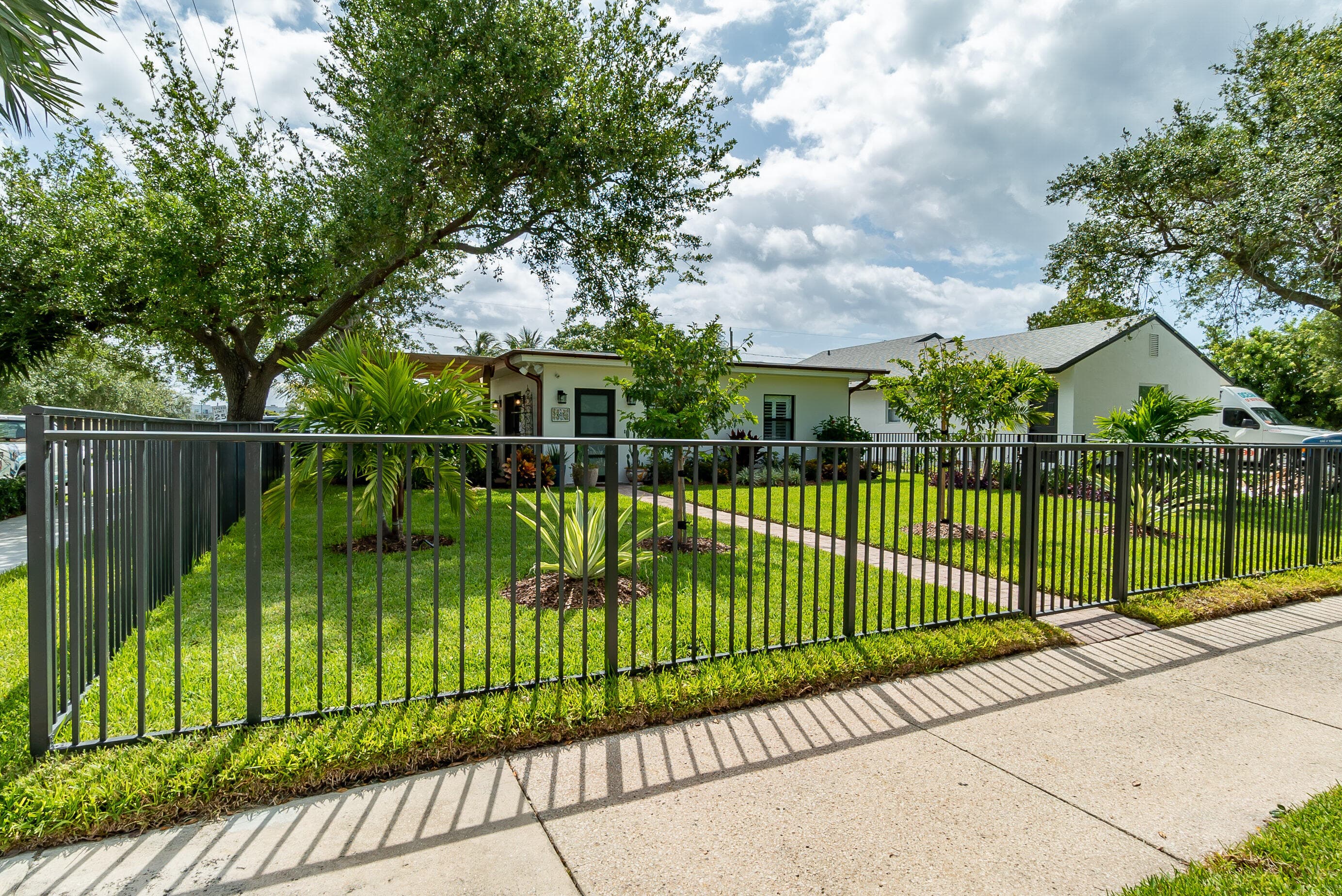 301 S Swinton Avenue, Delray Beach, FL 33444 2