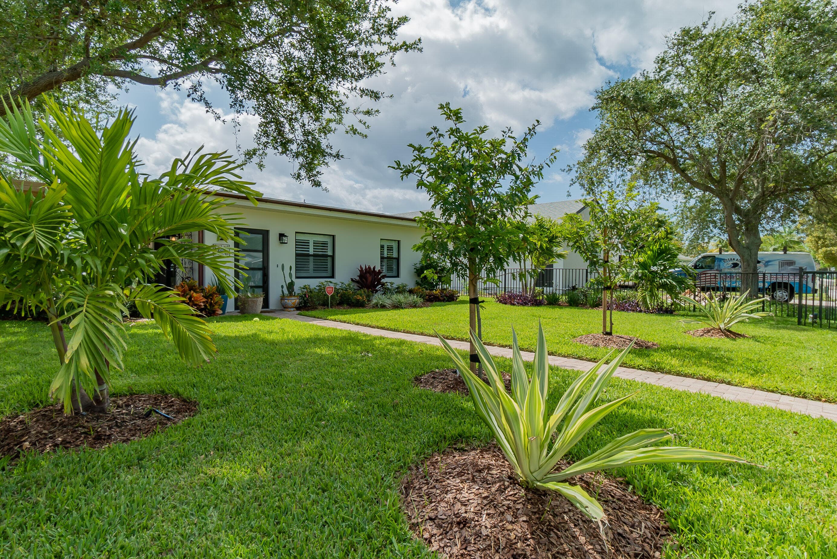 301 S Swinton Avenue, Delray Beach, FL 33444 4