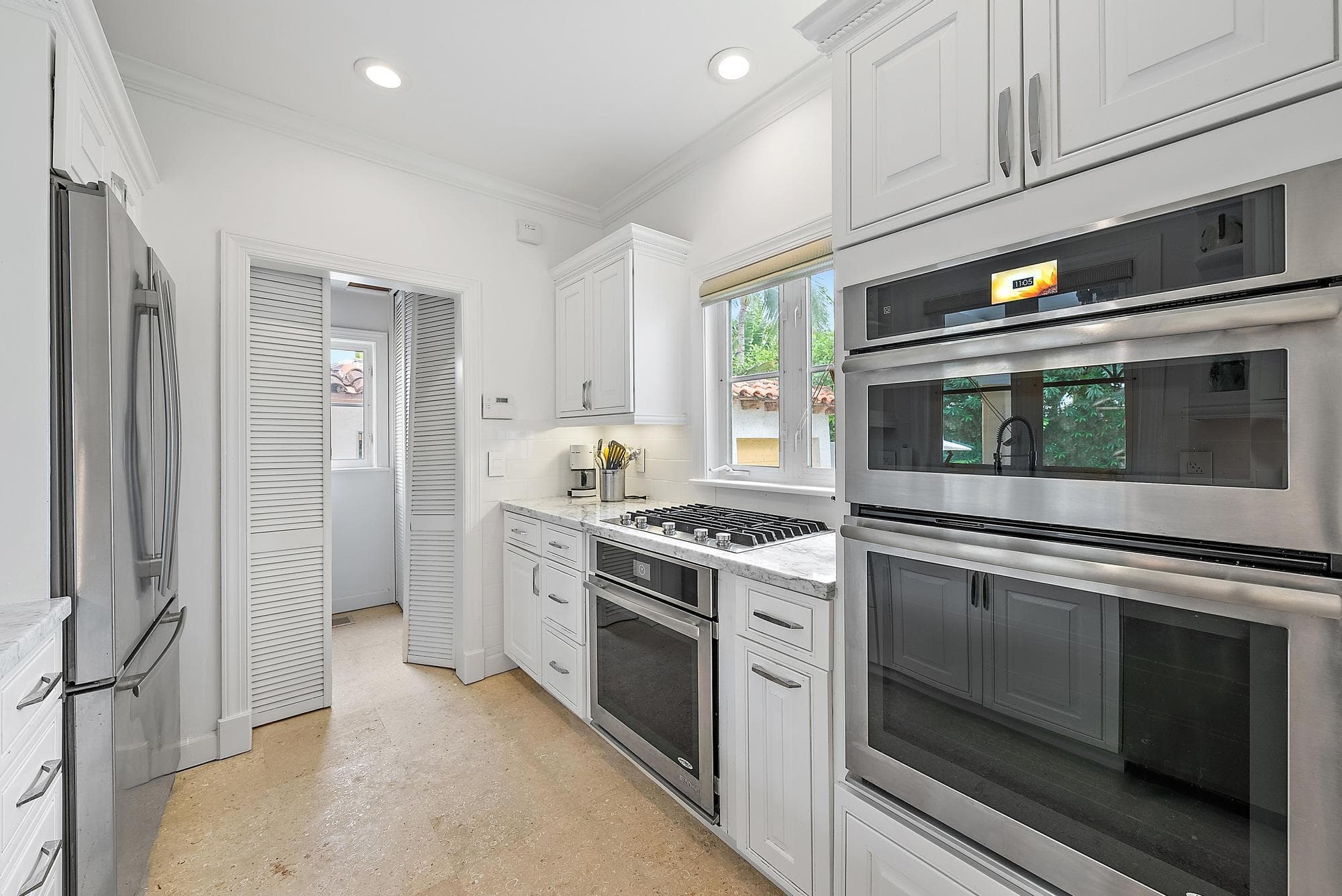 325 Seaspray Avenue, Palm Beach, FL 33480 6