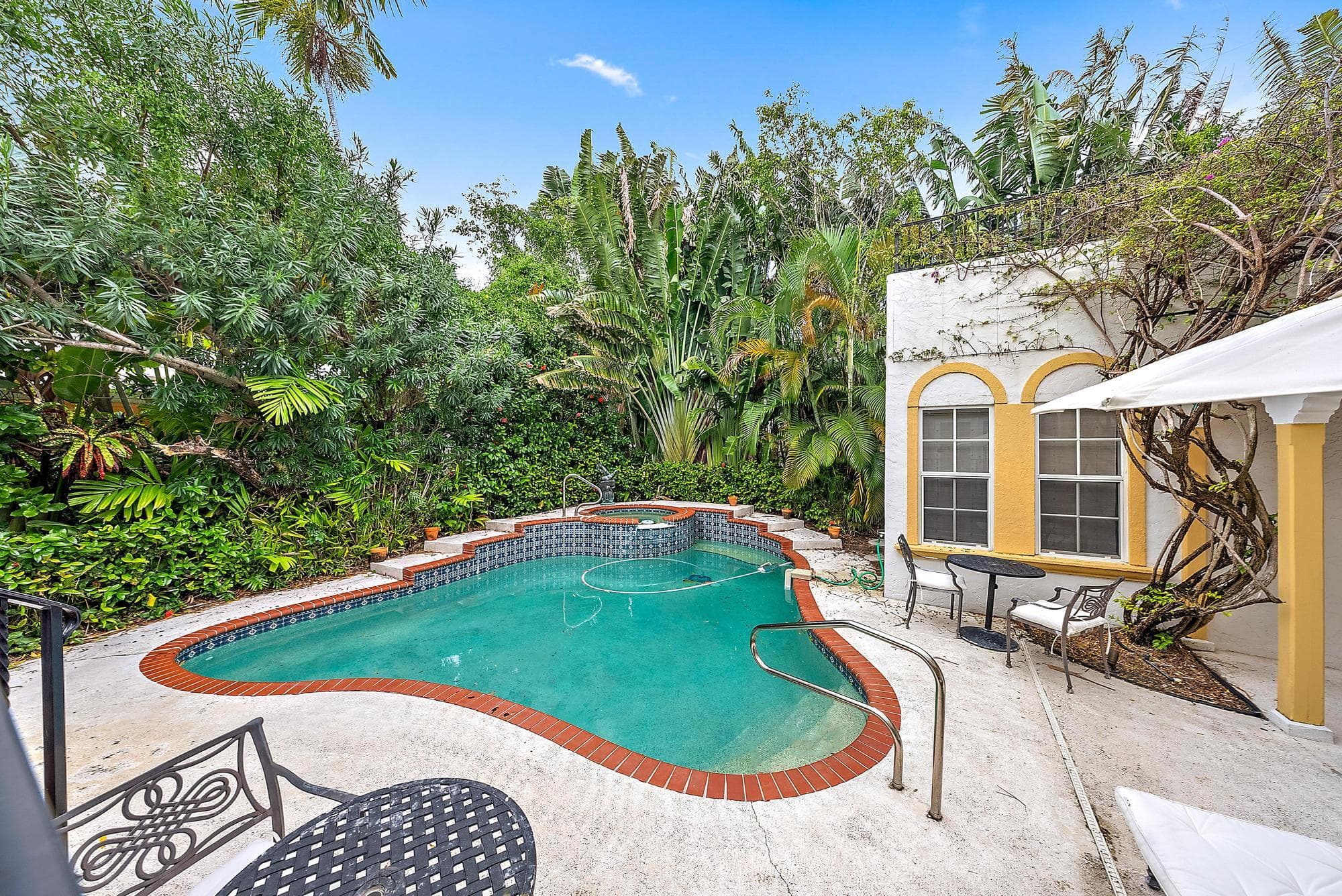 325 Seaspray Avenue, Palm Beach, FL 33480 9