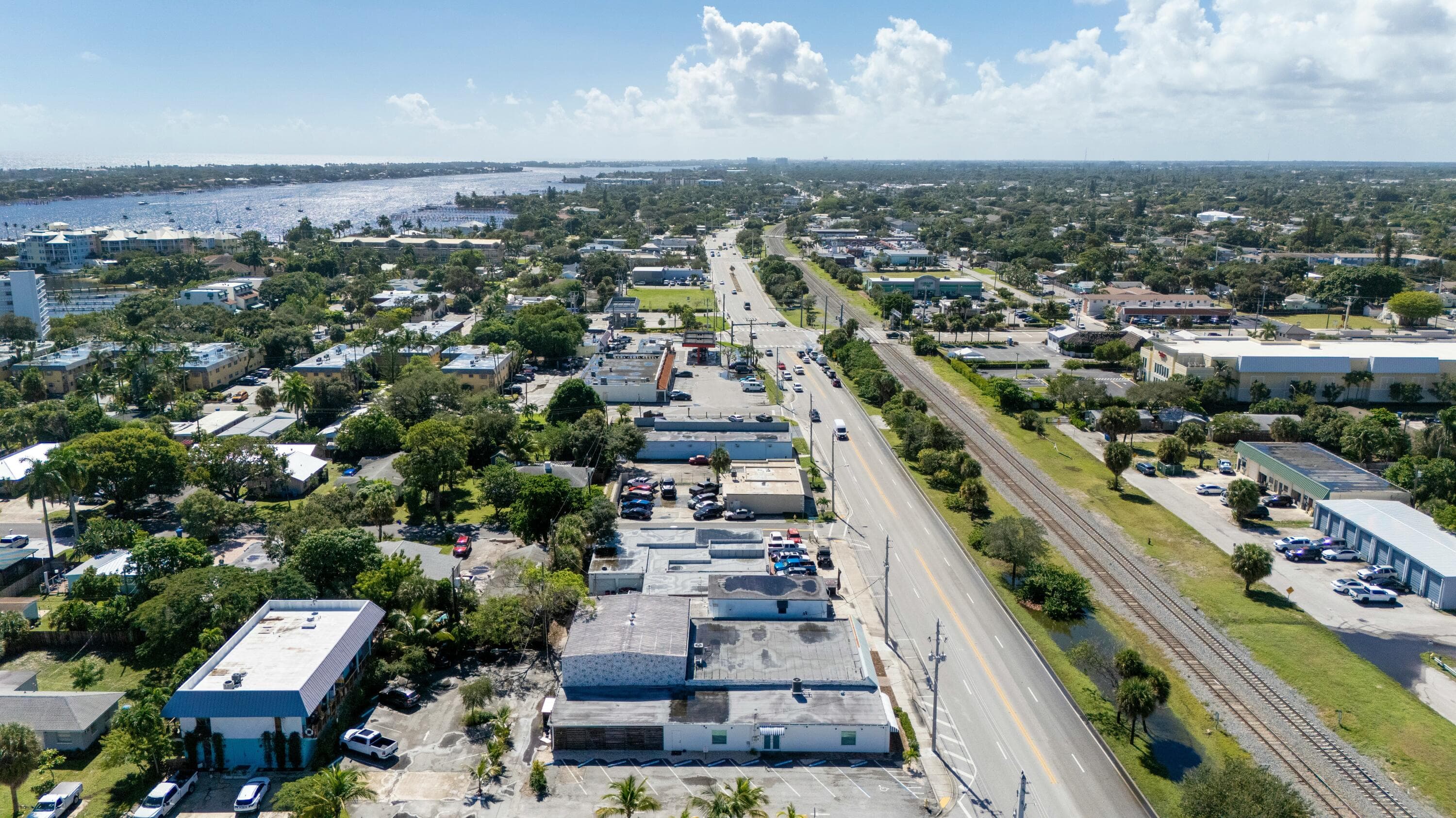 604 N Dixie Highway, Lantana, FL 33462 3