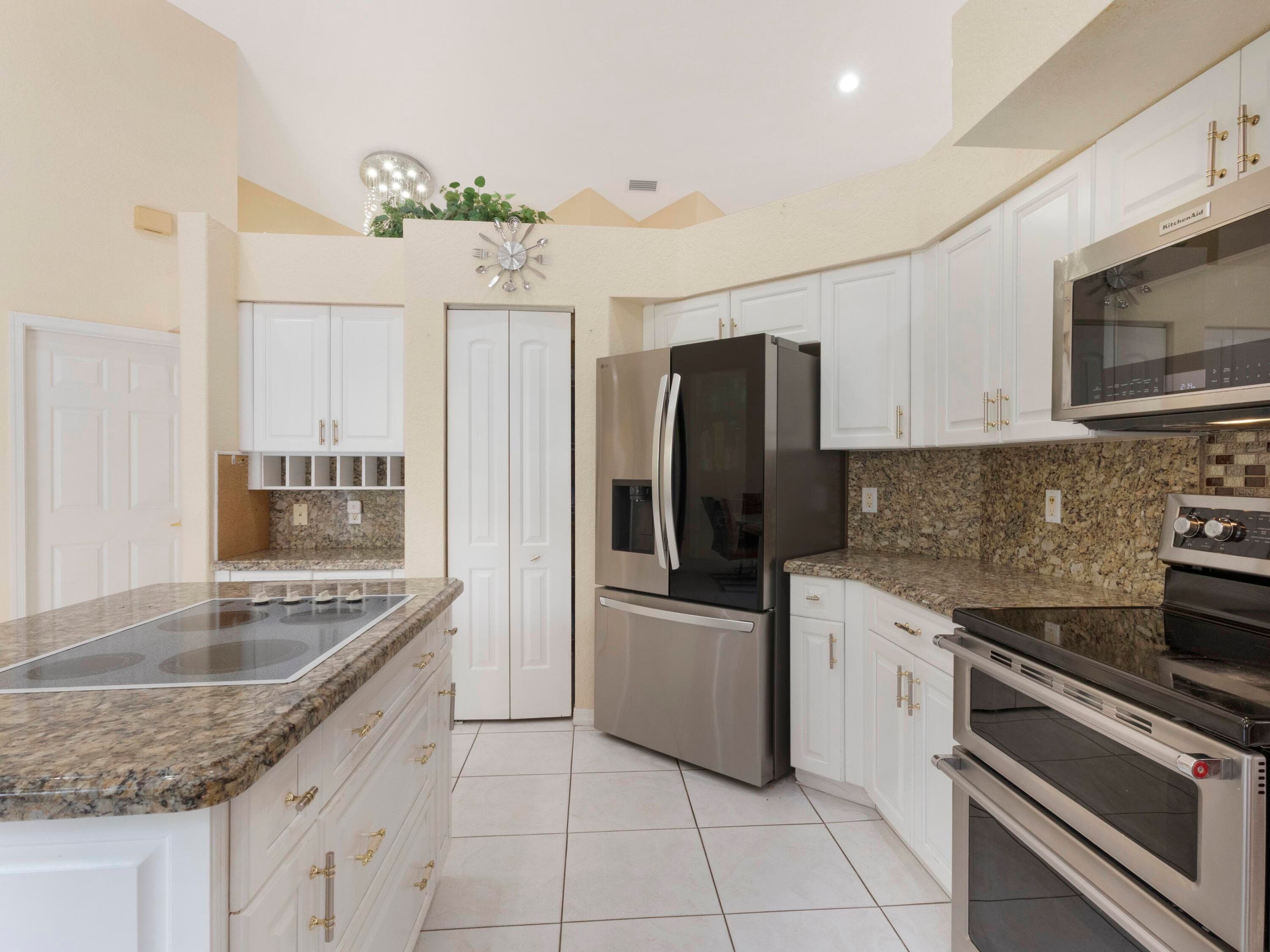 5159 Brookview Drive, Boynton Beach, FL 33437 8