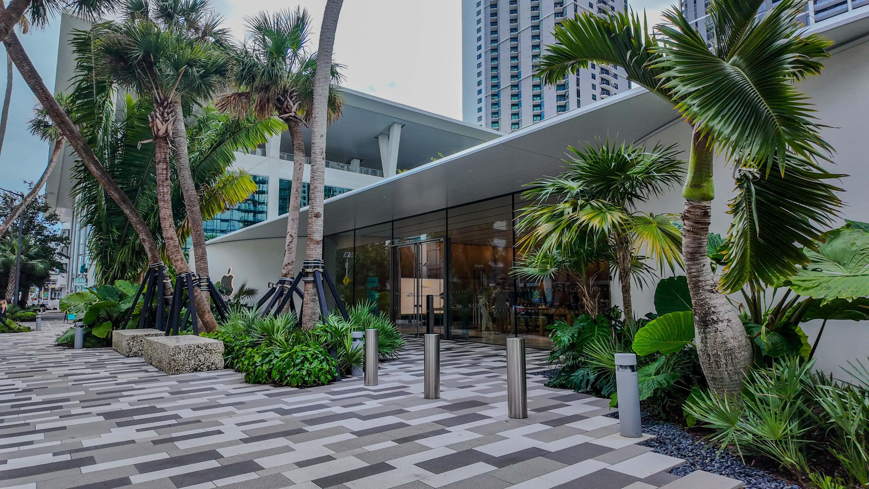 851 NE 1st Avenue 812, Miami, FL 33132 66