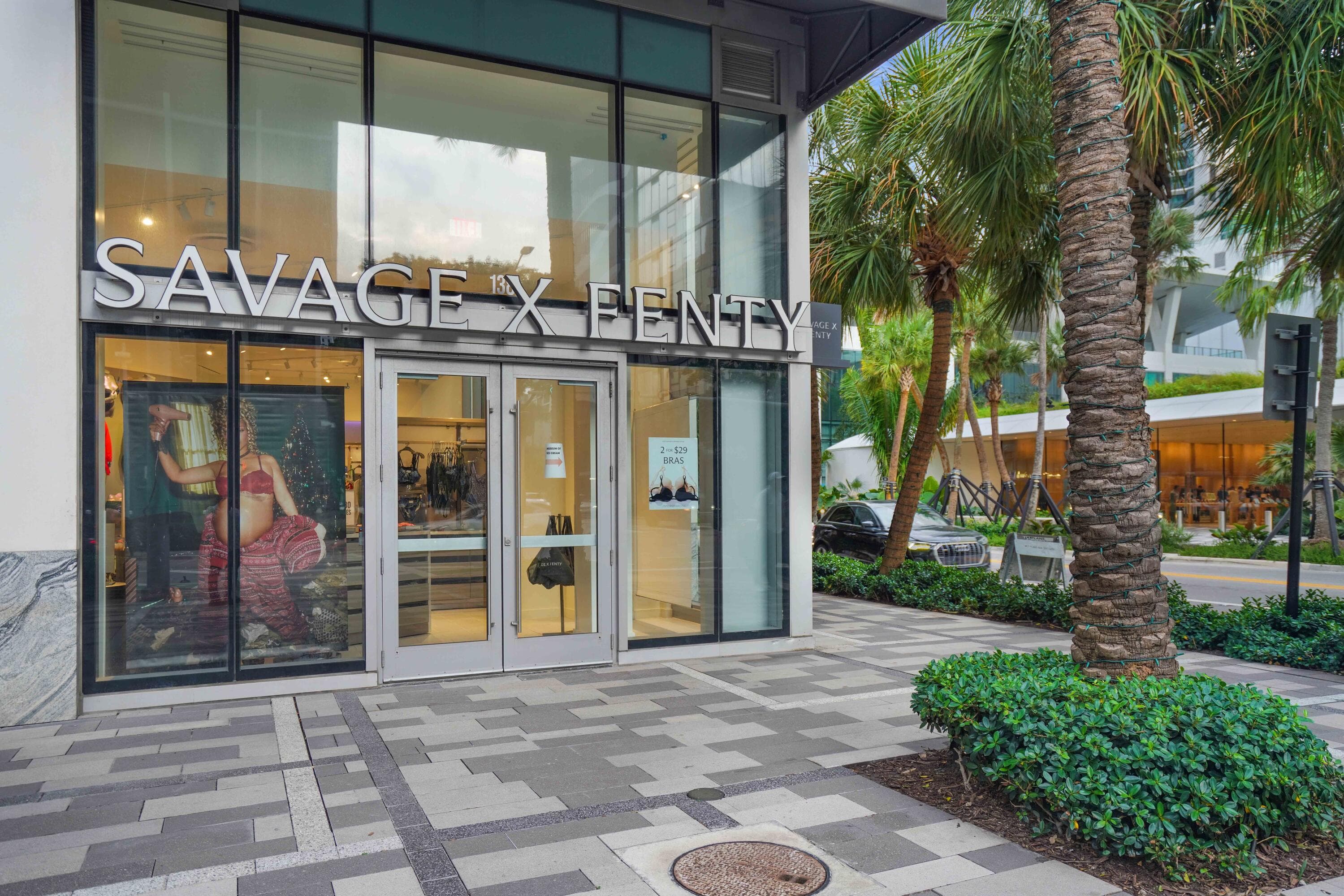 851 NE 1st Avenue 812, Miami, FL 33132 77