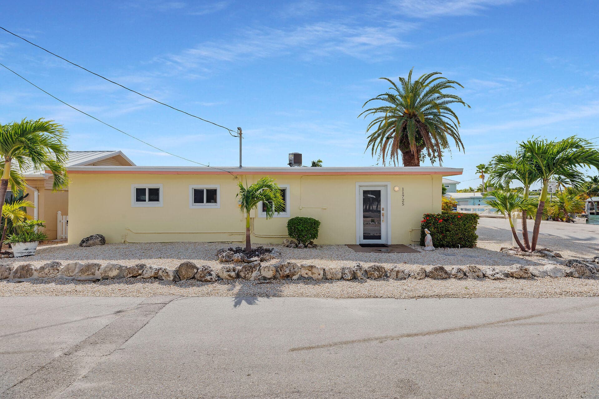 11725 3rd Avenue Ocean, Marathon, FL 33050 28