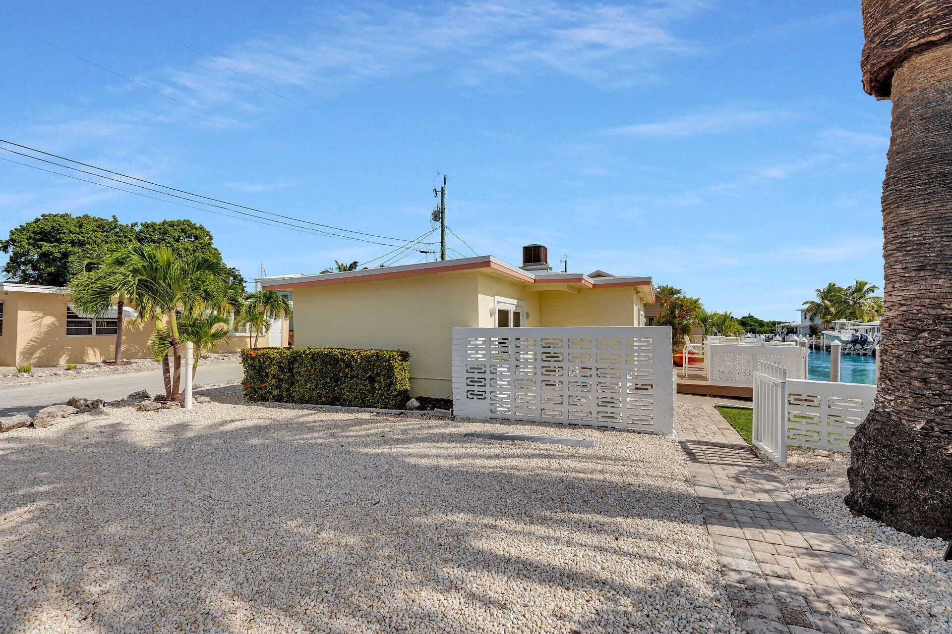 11725 3rd Avenue Ocean, Marathon, FL 33050 29