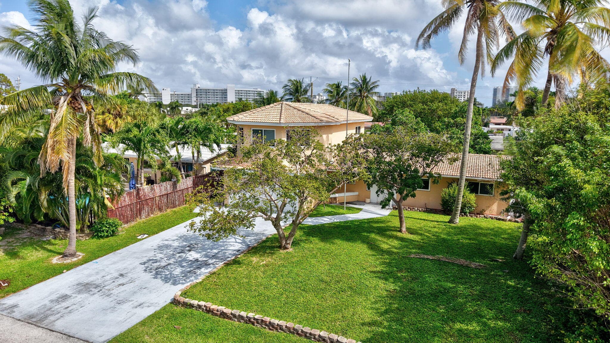 1300 NE 26th Avenue NE, Pompano Beach, FL 33062 20