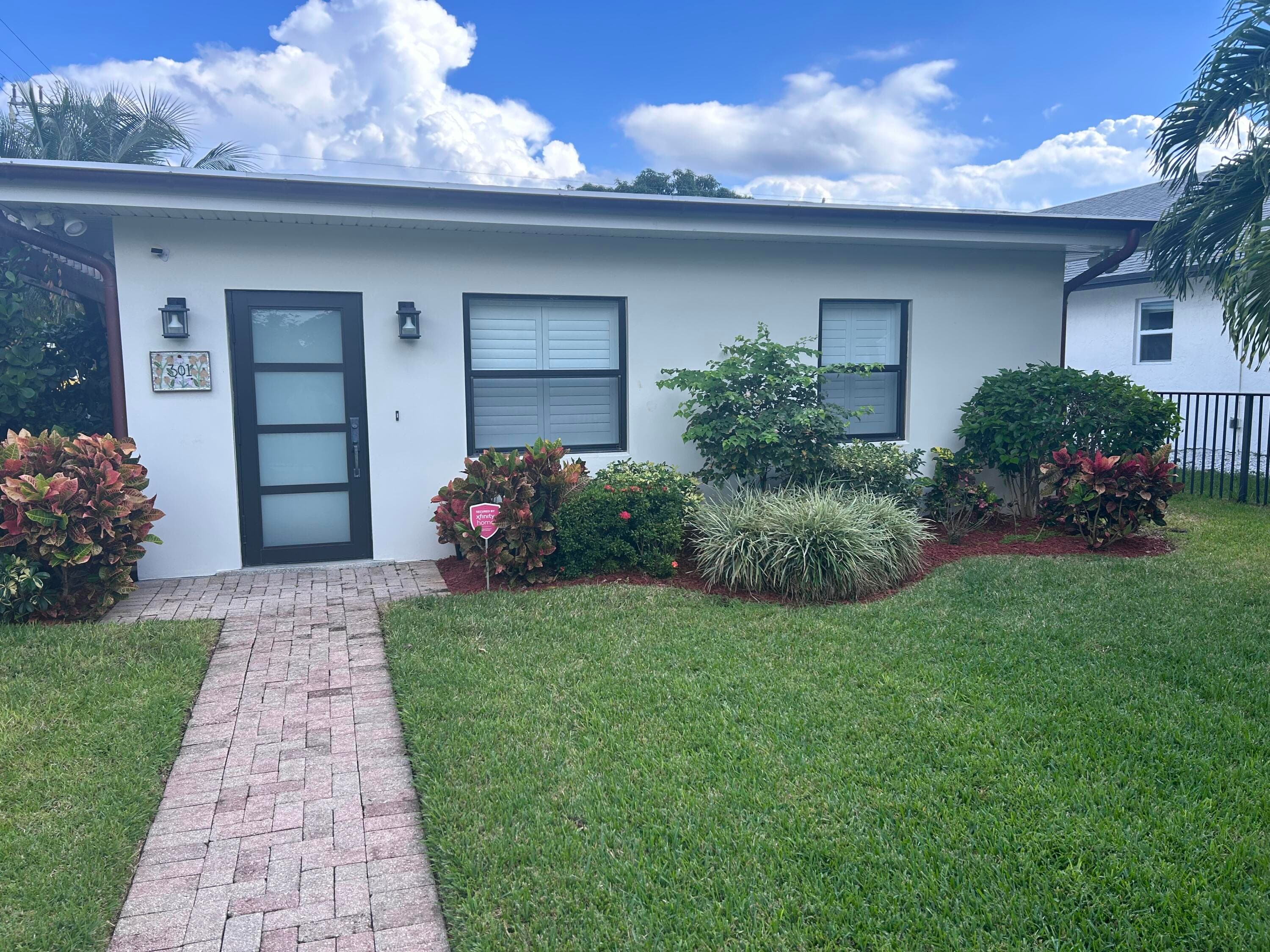 301 S Swinton Avenue, Delray Beach, FL 33444 29