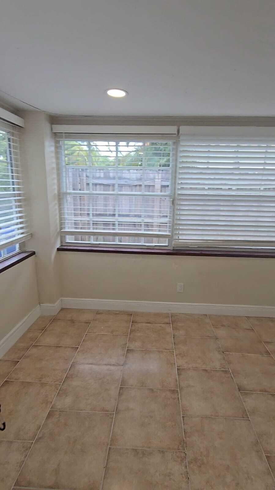 1435 NE 182nd Street, North Miami Beach, FL 33162 6