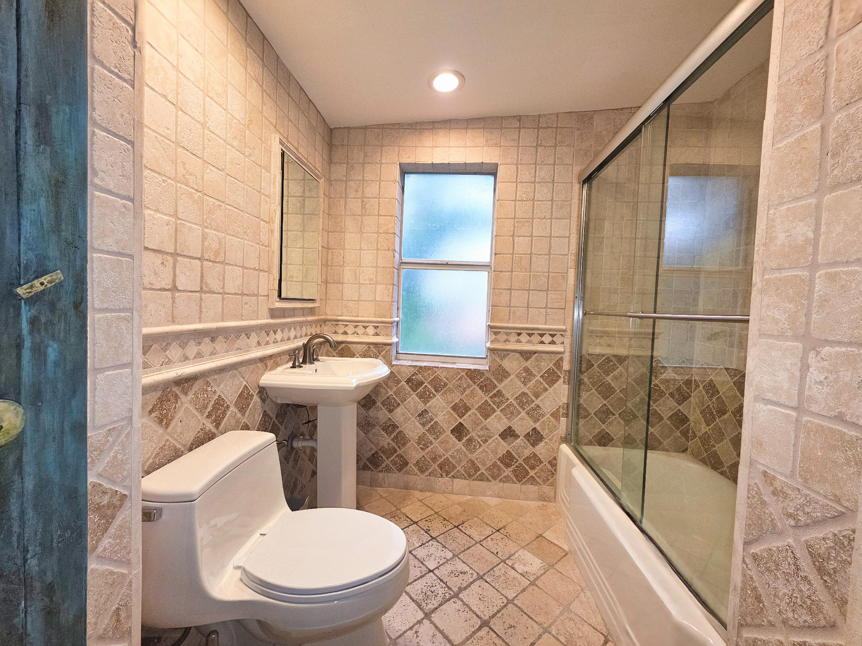 4200 N Surf Road, Hollywood, FL 33019 24