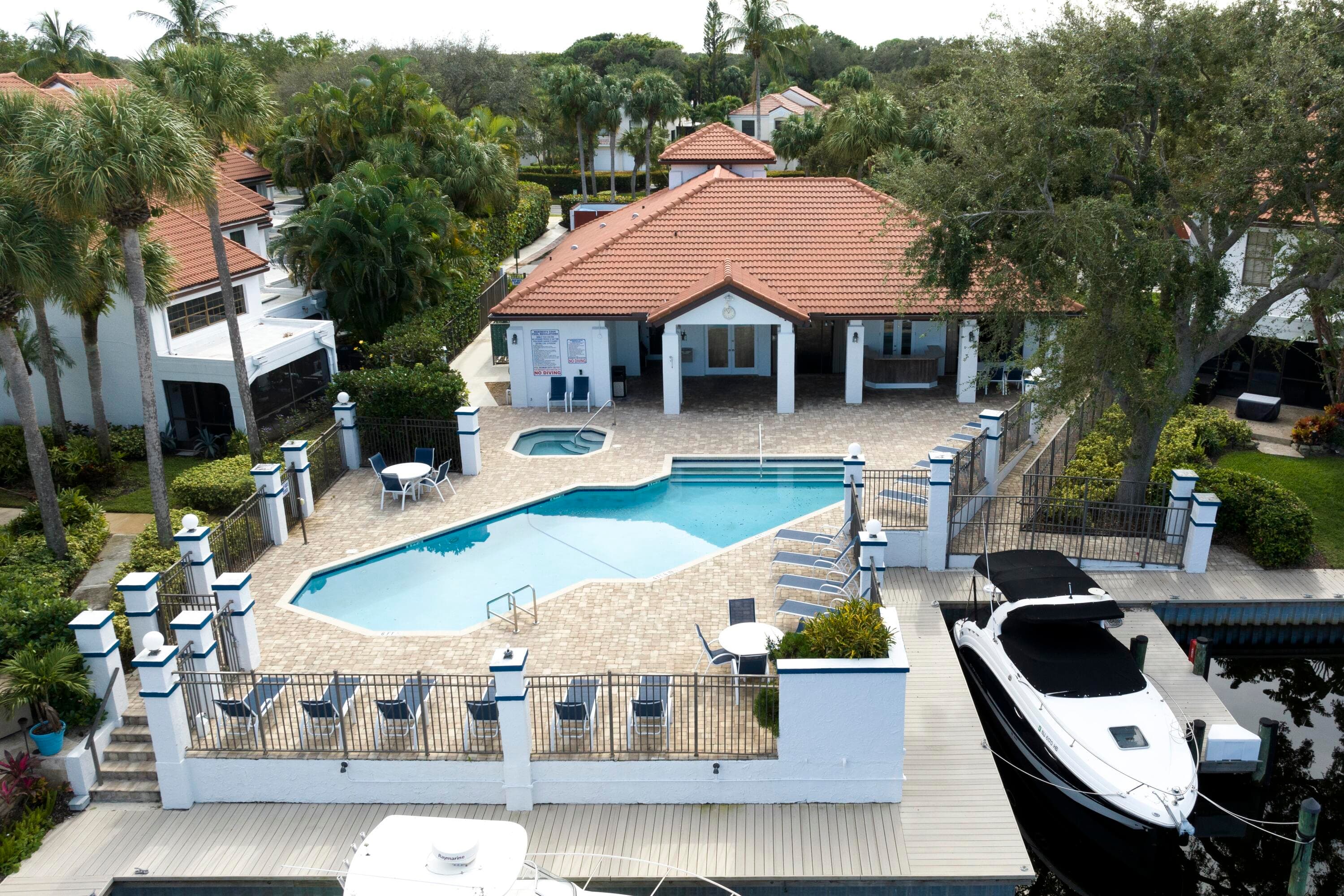 2359 Treasure Isle Drive 38, Palm Beach Gardens, FL 33410 33