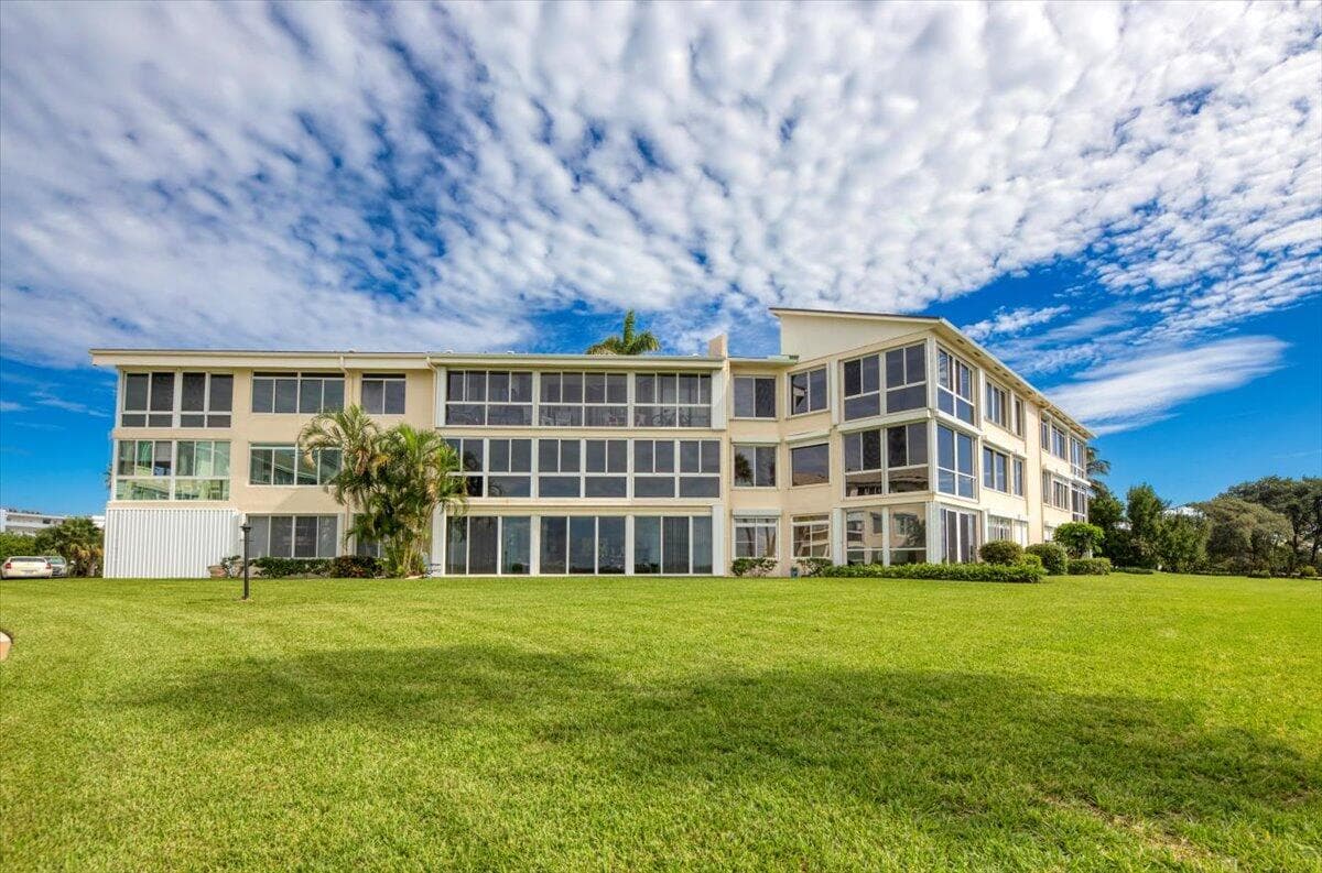 2370 NE Ocean Boulevard A201, Stuart, FL 34996 5