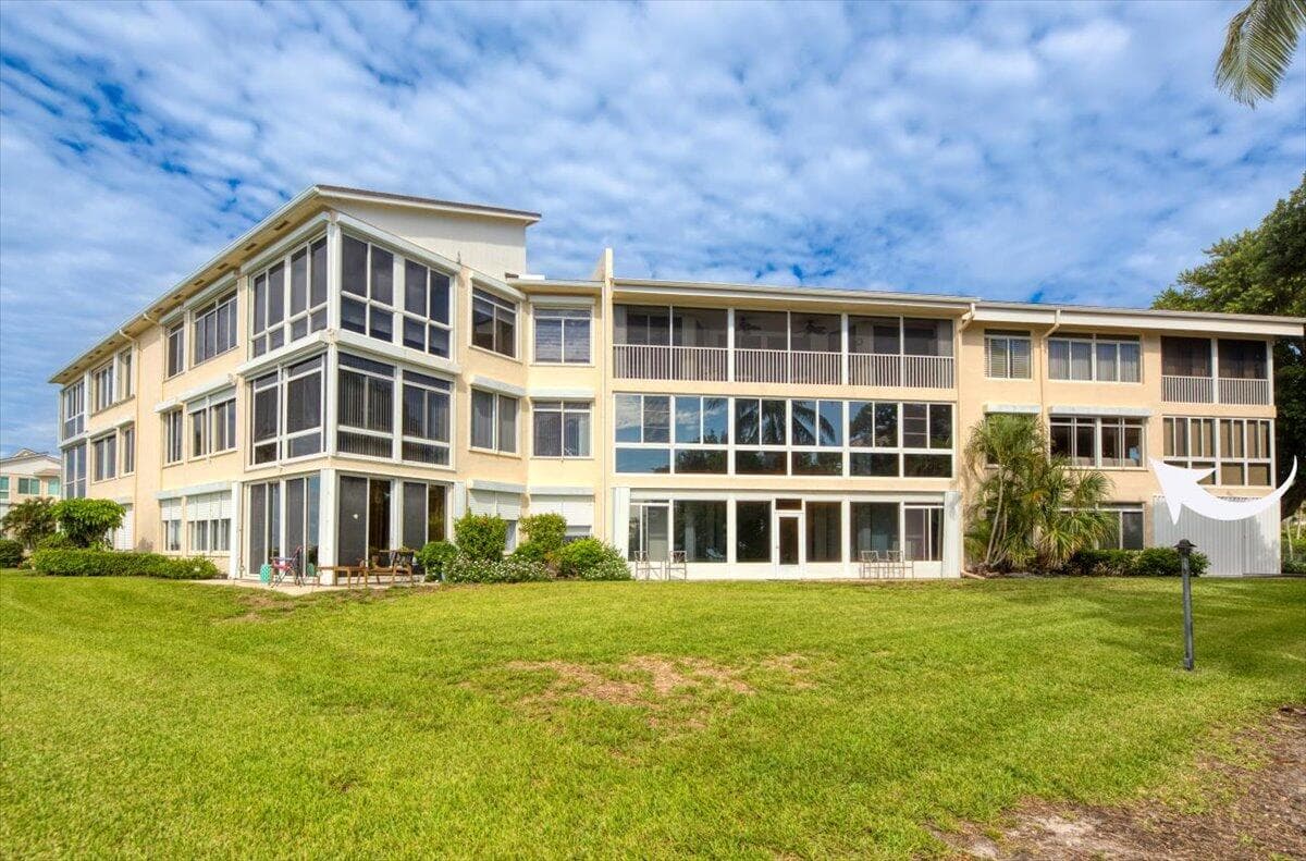 2370 NE Ocean Boulevard A201, Stuart, FL 34996 6