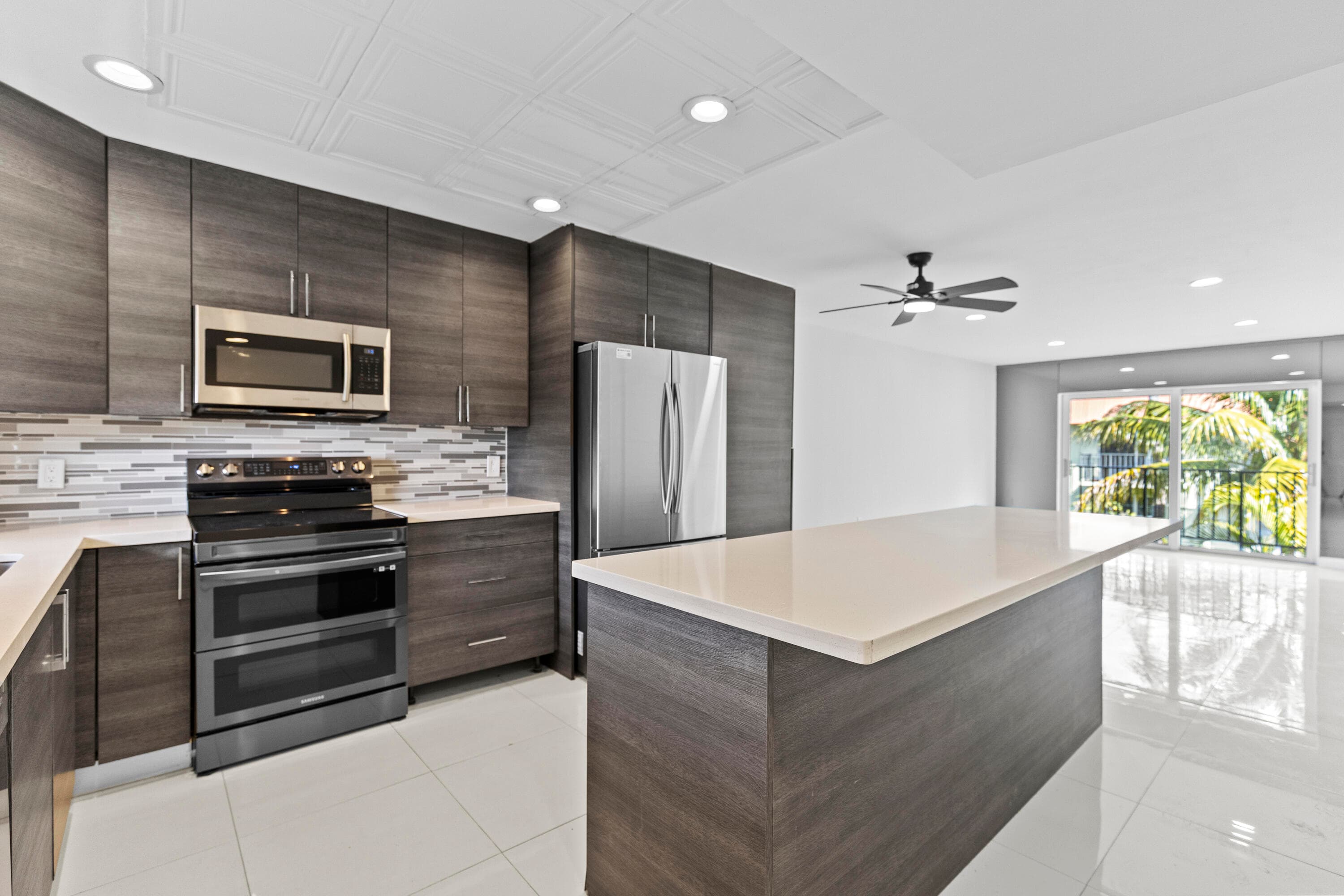 809 W Oakland Park Boulevard K12, Oakland Park, FL 33311