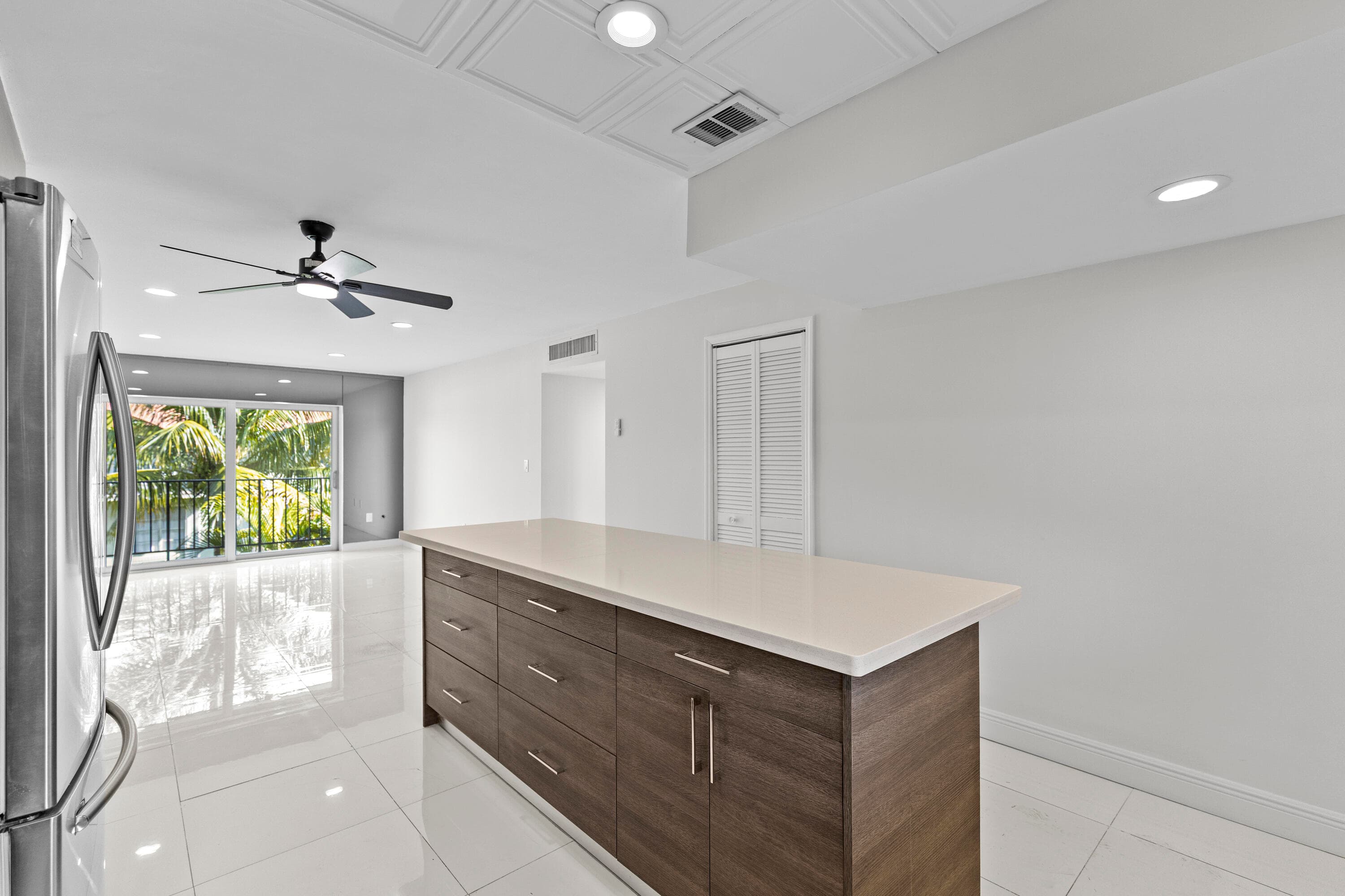 809 W Oakland Park Boulevard K12, Oakland Park, FL 33311 6