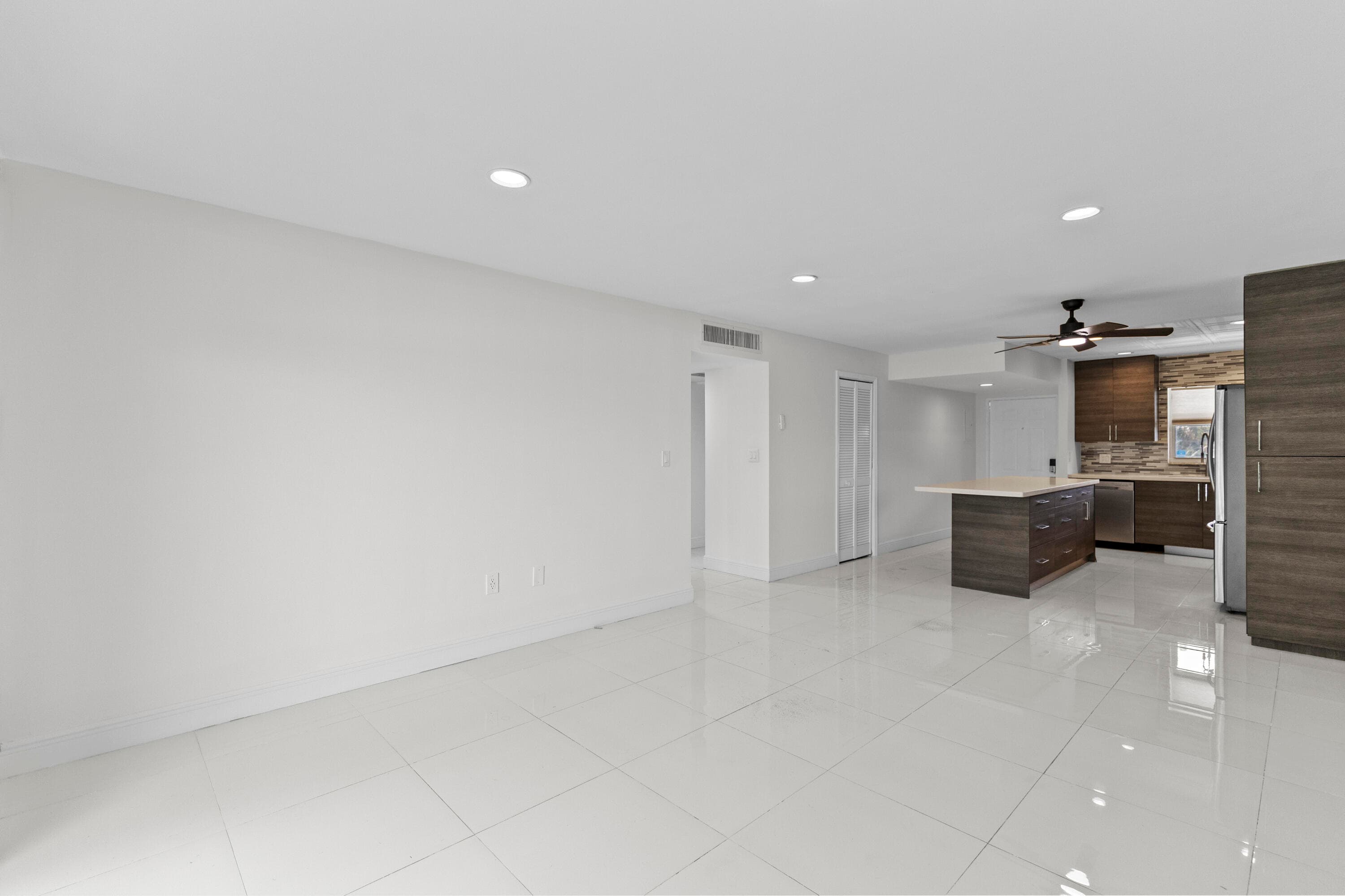 809 W Oakland Park Boulevard K12, Oakland Park, FL 33311 9