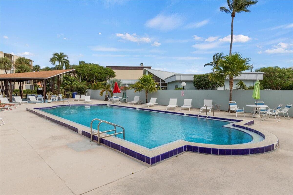 300 Waterway Drive S 308, Lantana, FL 33462 32
