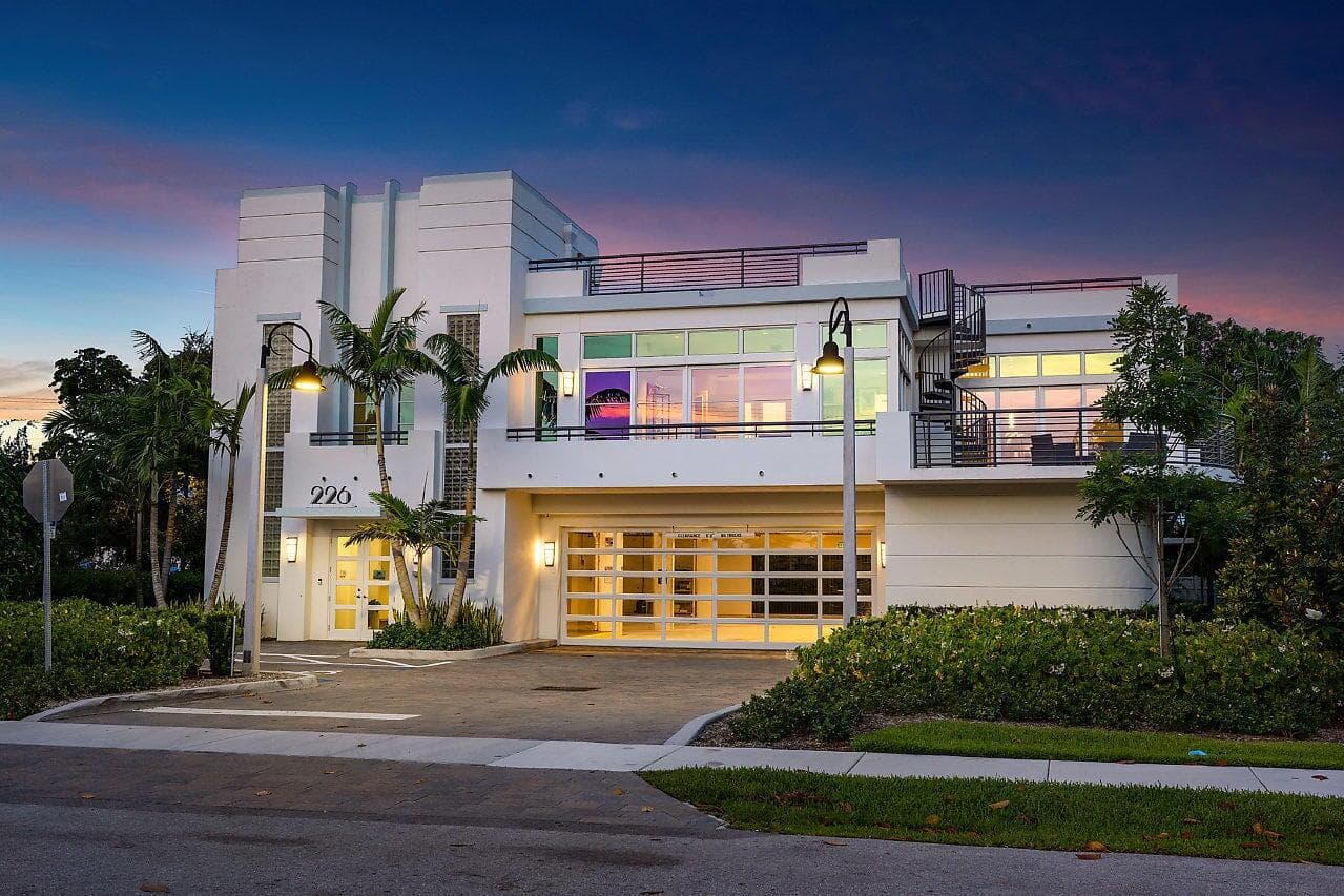 226 Palm Court, Delray Beach, FL 33444 60