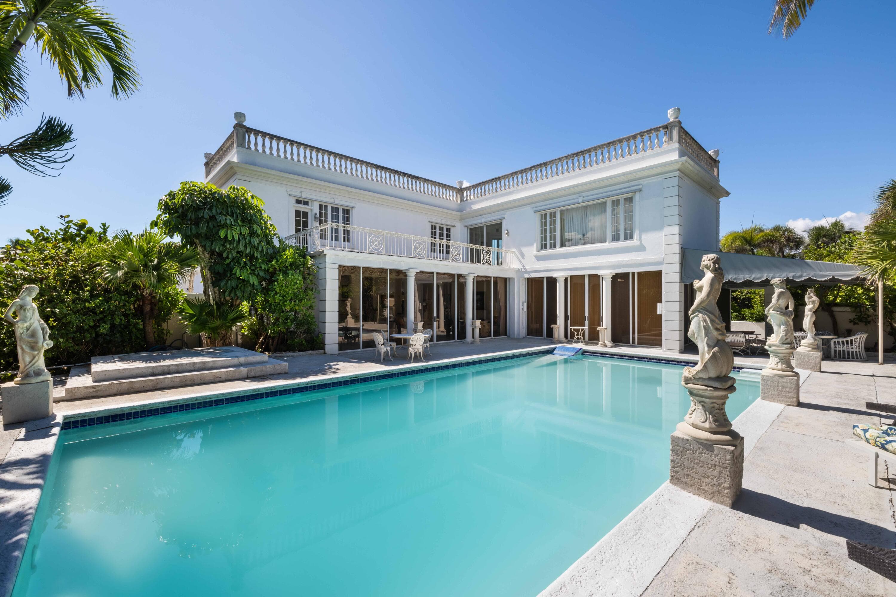 1048 S Ocean Boulevard, Palm Beach, FL 33480 9
