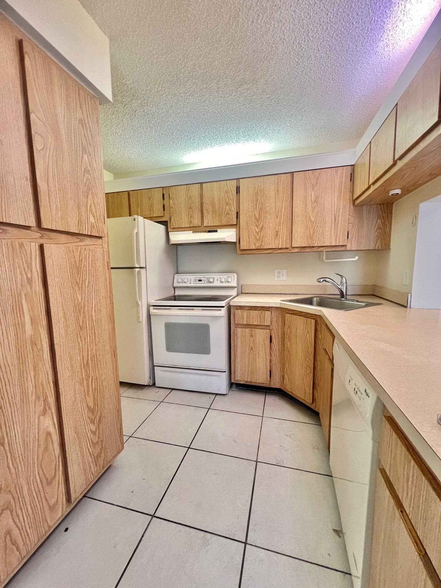 1111 Green Pine Boulevard C3, West Palm Beach, FL 33409 3