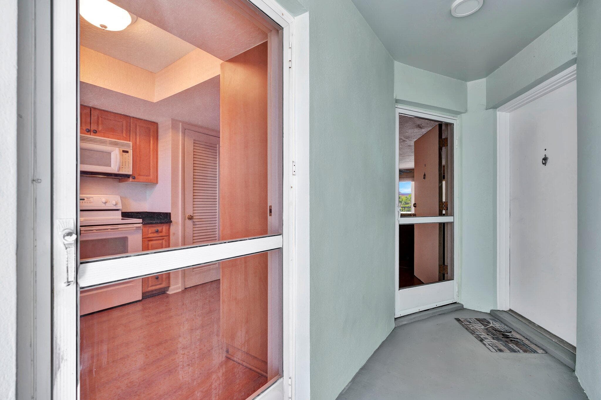 121 Wettaw Lane 211, North Palm Beach, FL 33408 4
