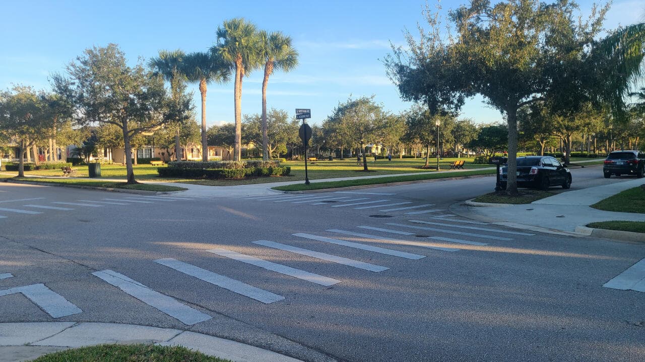 10499 SW West Park Avenue, Port St. Lucie, FL 34987 5