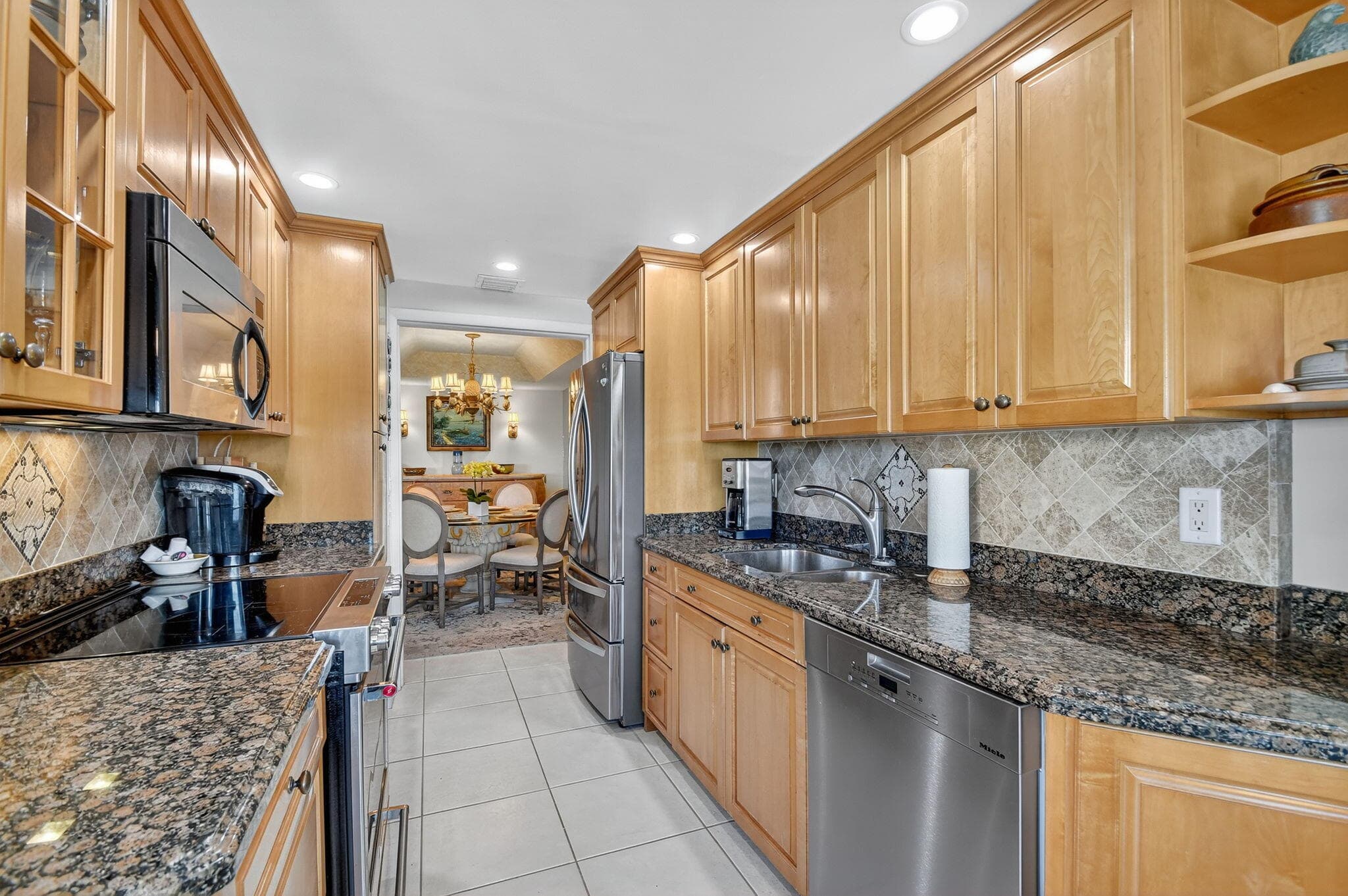 3589 S Ocean Boulevard 608, South Palm Beach, FL 33480 31