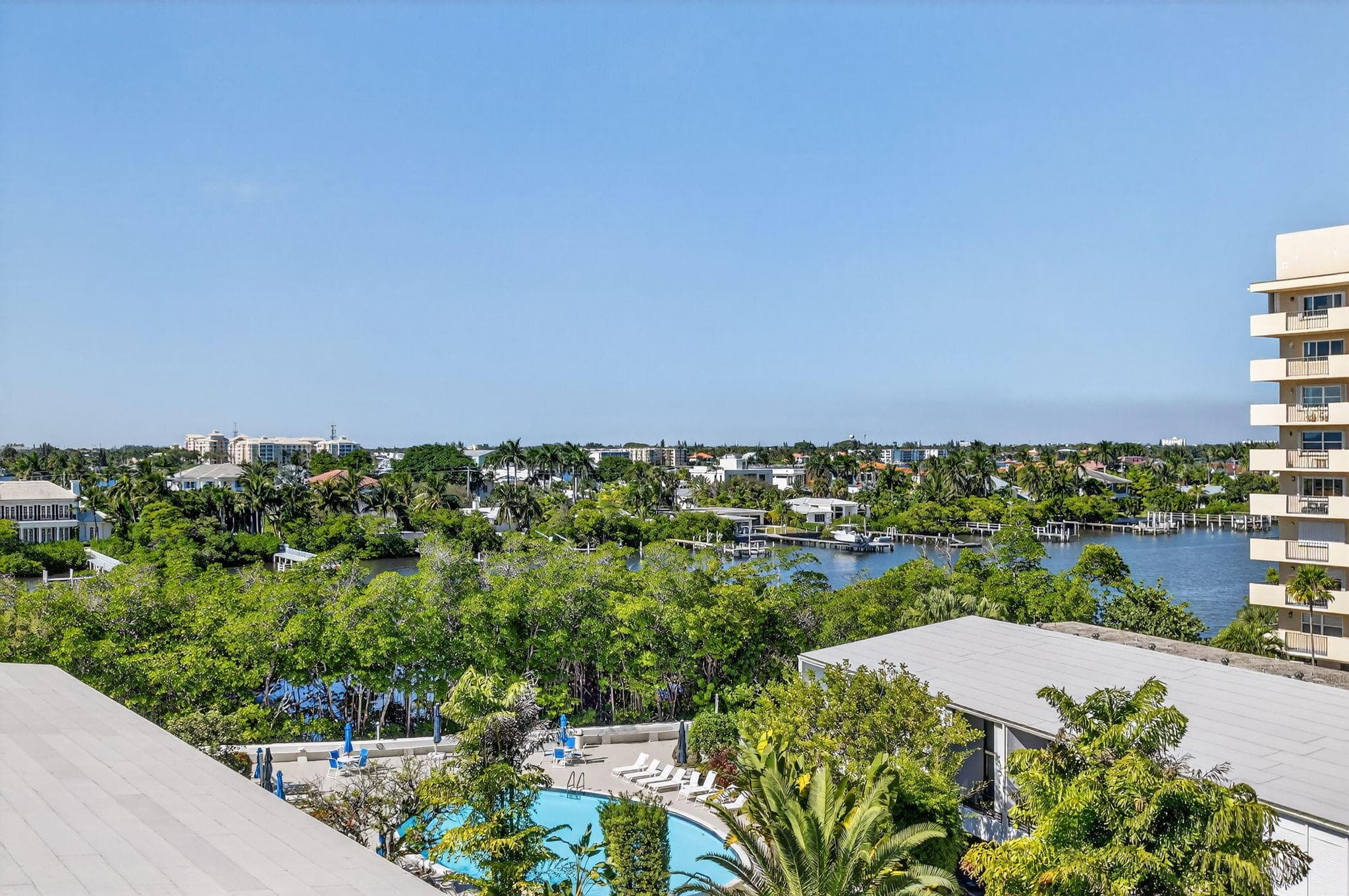 3589 S Ocean Boulevard 608, South Palm Beach, FL 33480 37