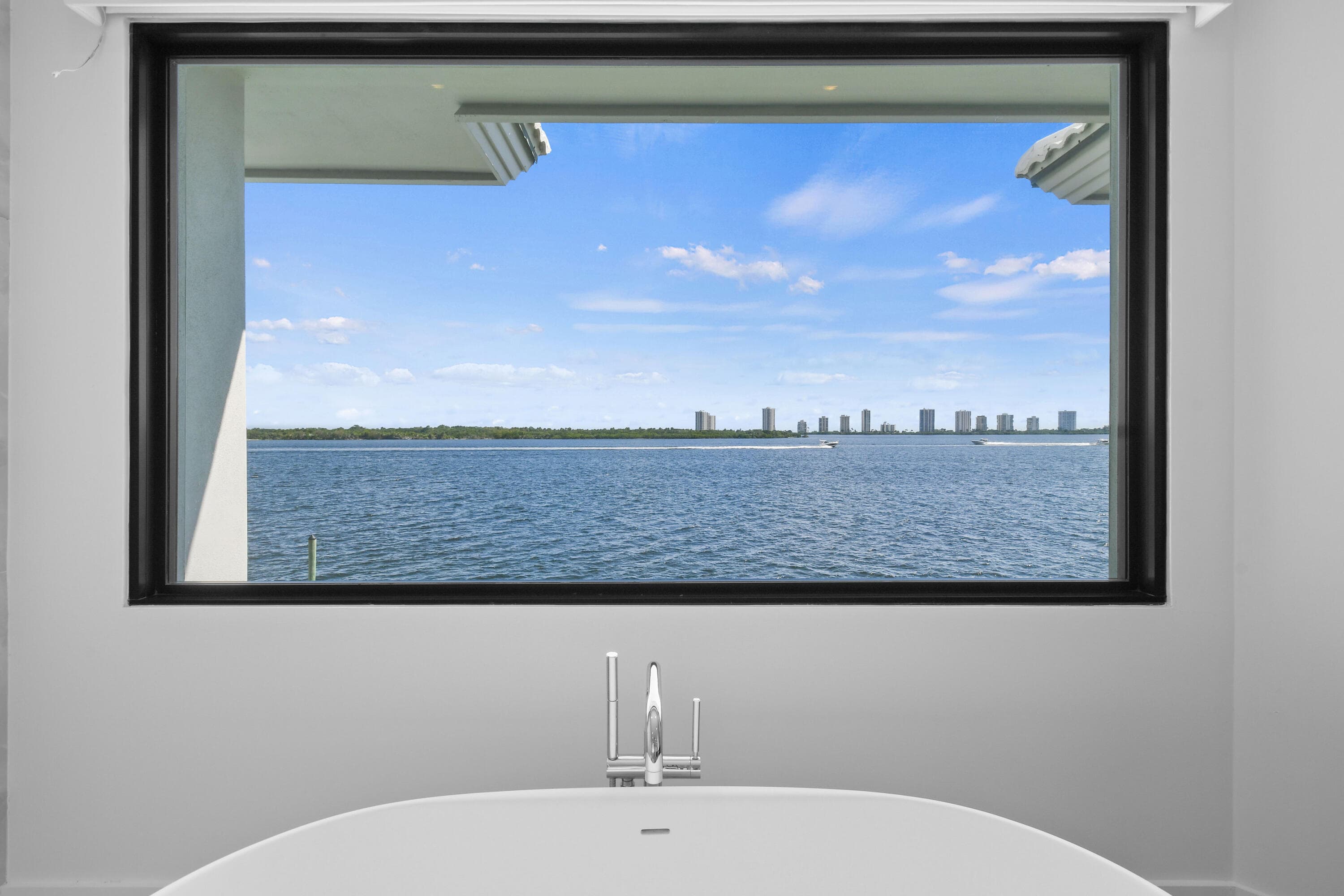 101 Bowsprit Drive, North Palm Beach, FL 33408 24