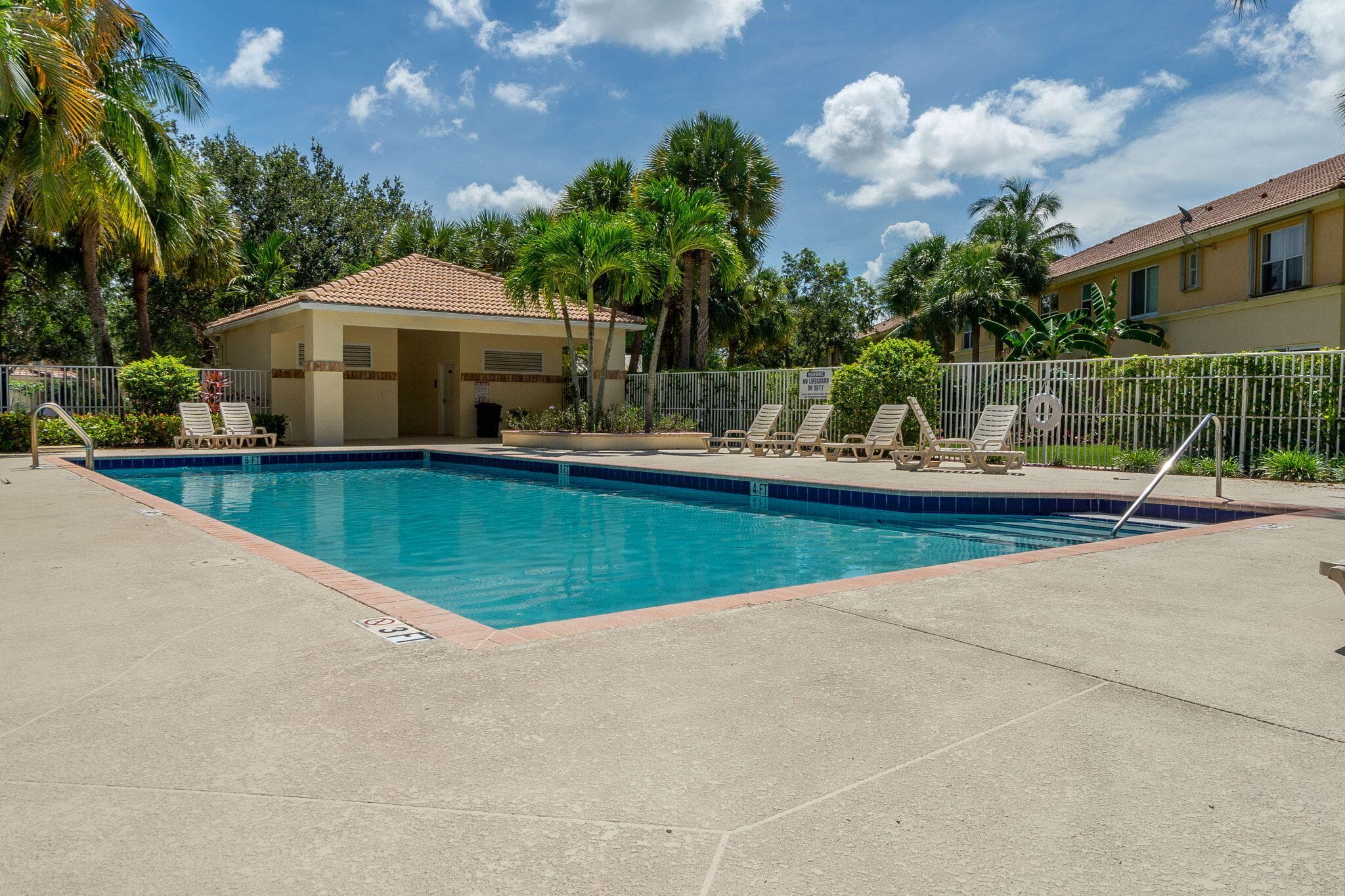 213 River Bluff Lane, Royal Palm Beach, FL 33411 28