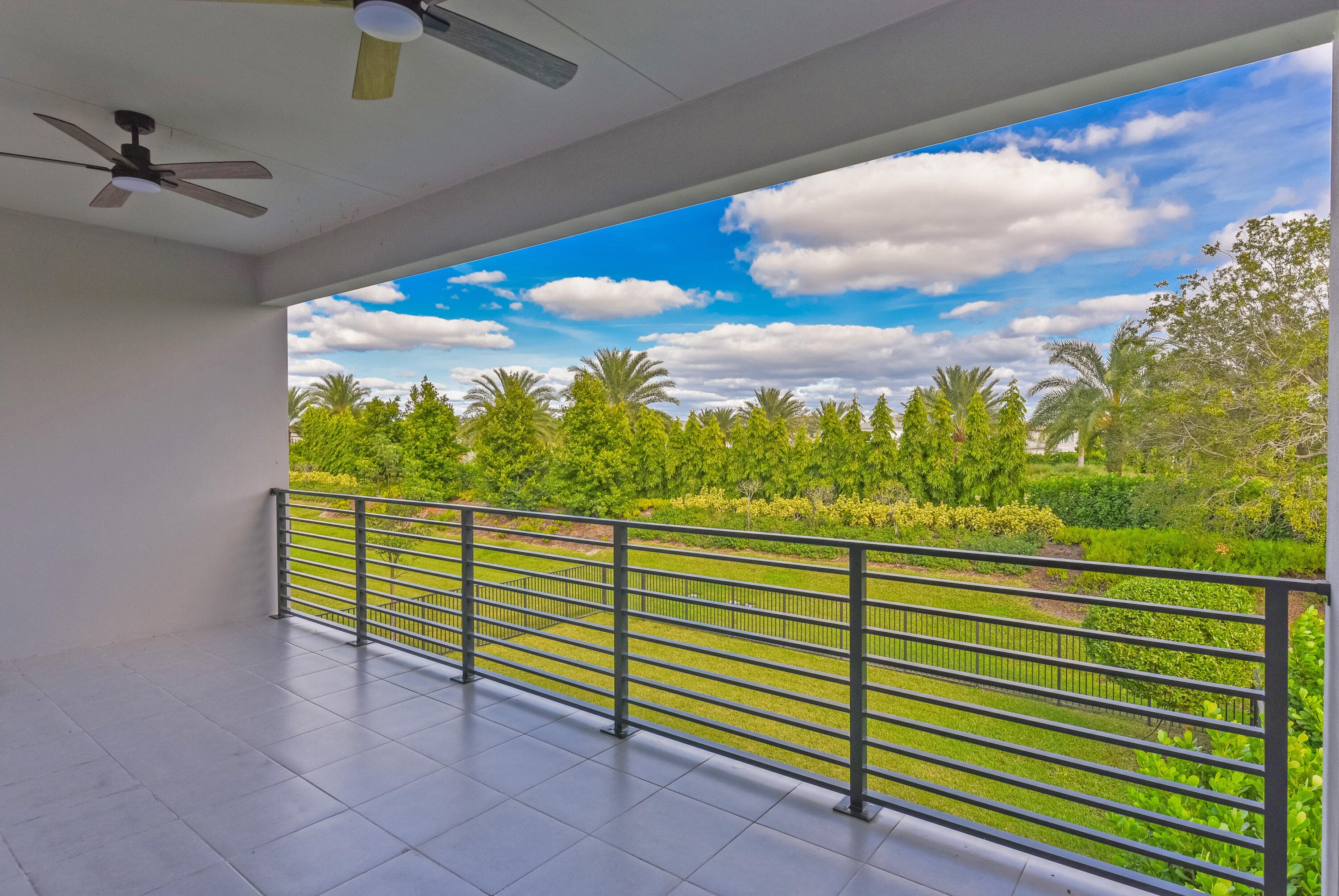 20318 Castle Stuart Avenue, Boca Raton, FL 33434 32