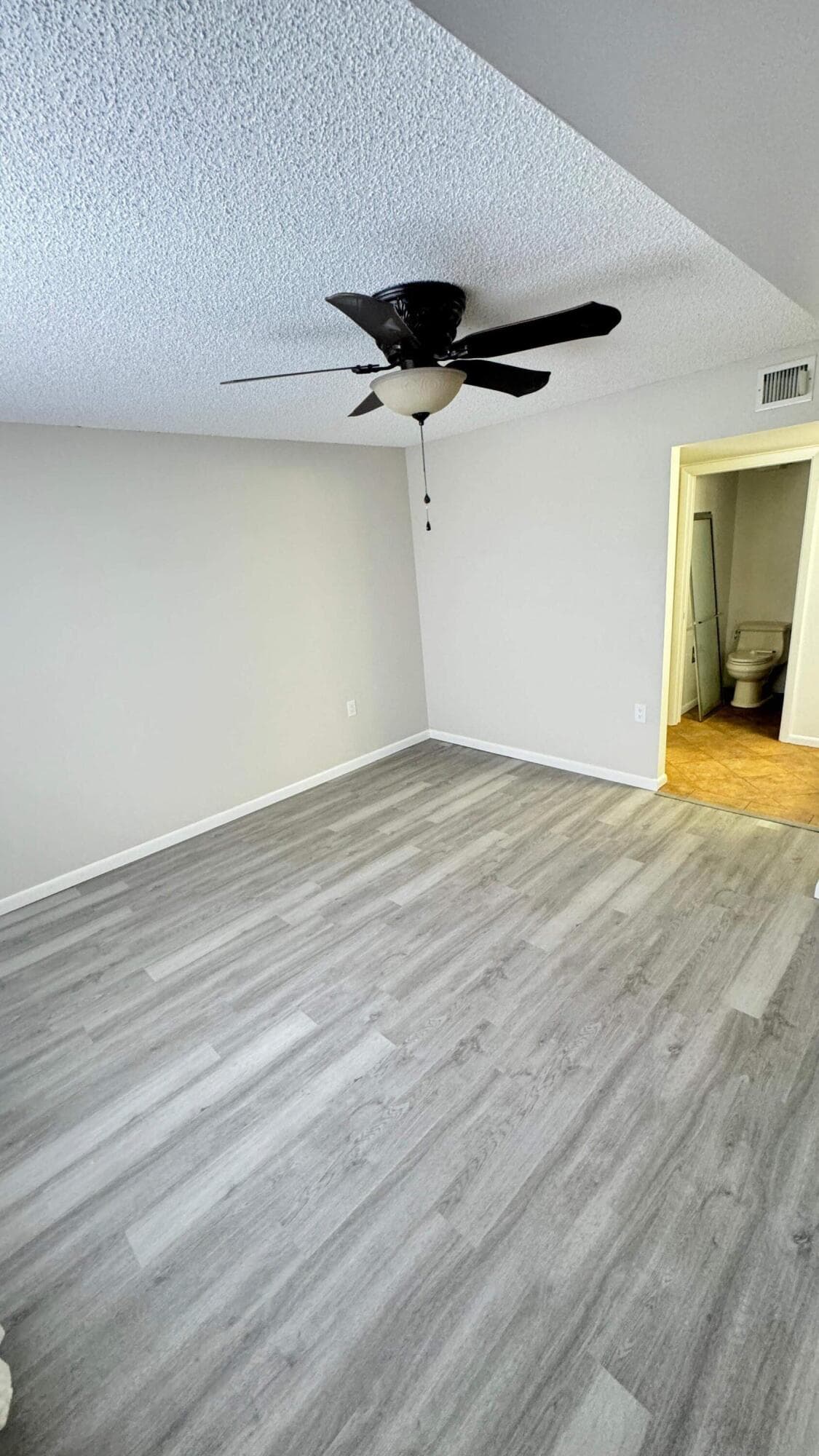 6049 Balboa Circle 202, Boca Raton, FL 33433 9