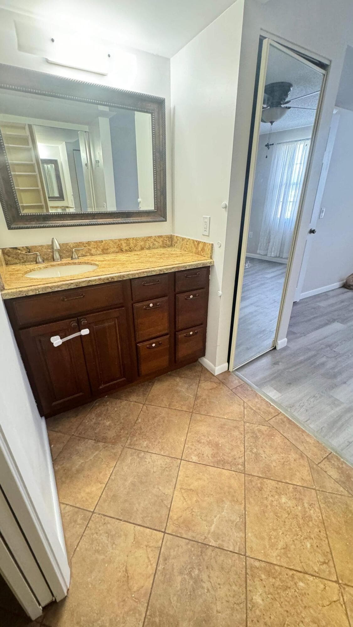 6049 Balboa Circle 202, Boca Raton, FL 33433 10