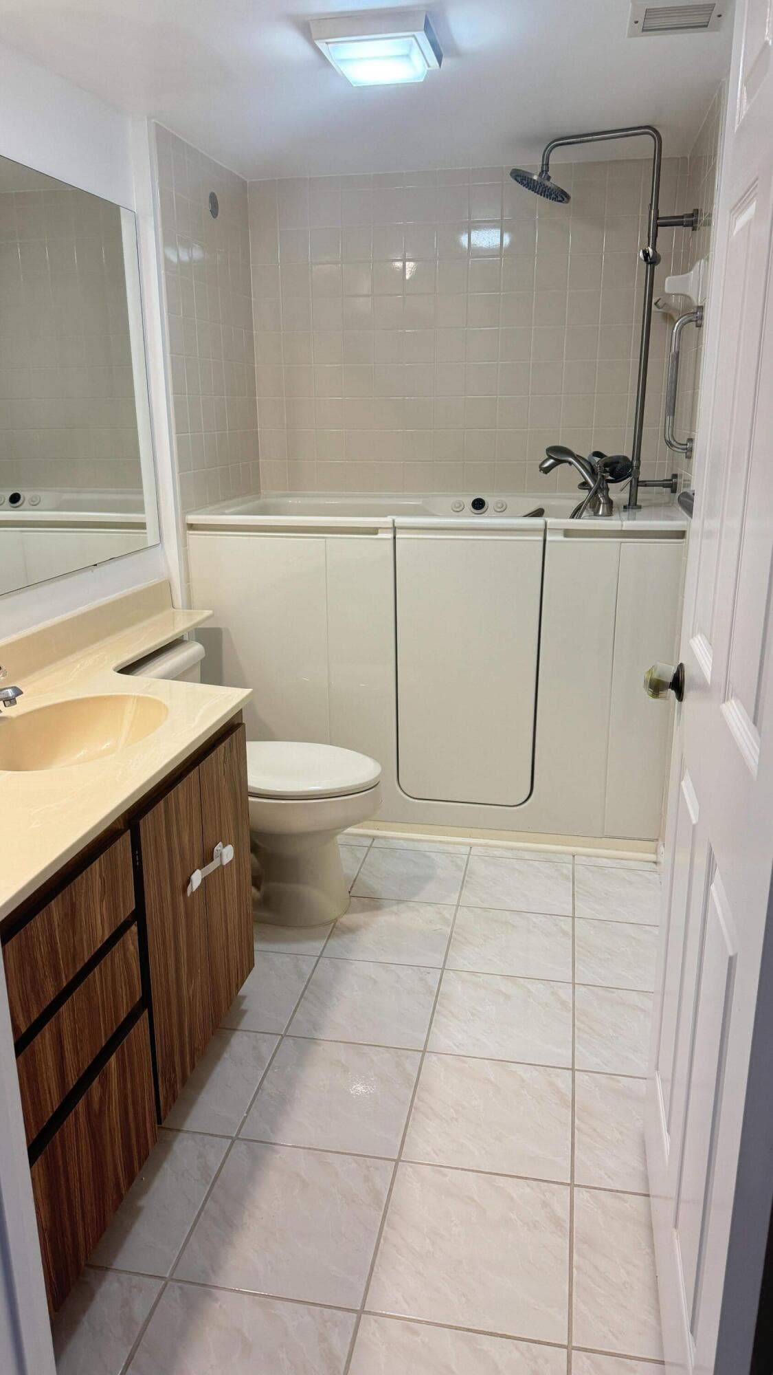 6049 Balboa Circle 202, Boca Raton, FL 33433 20
