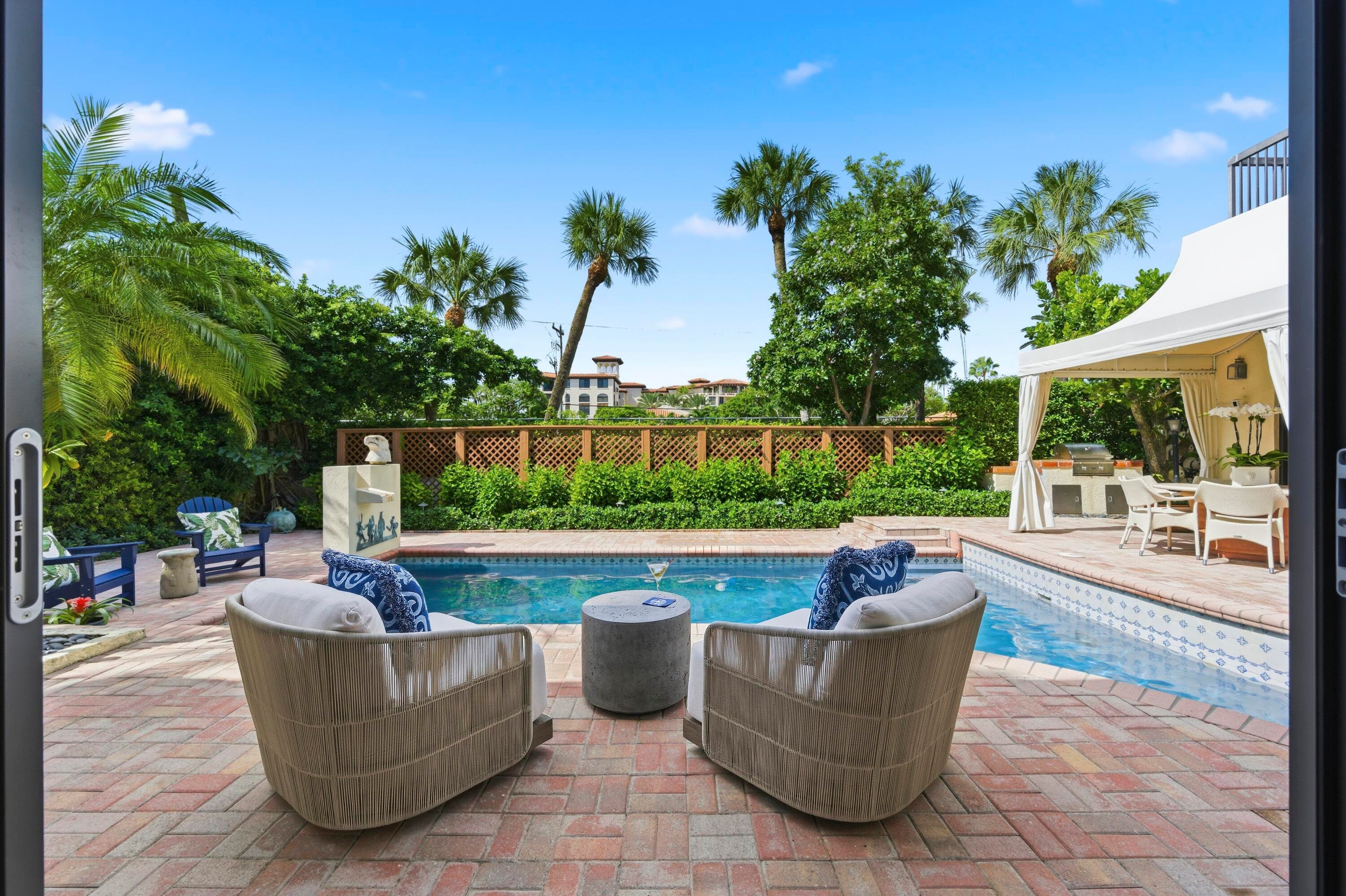 264 Everglade Avenue, Palm Beach, FL 33480 14