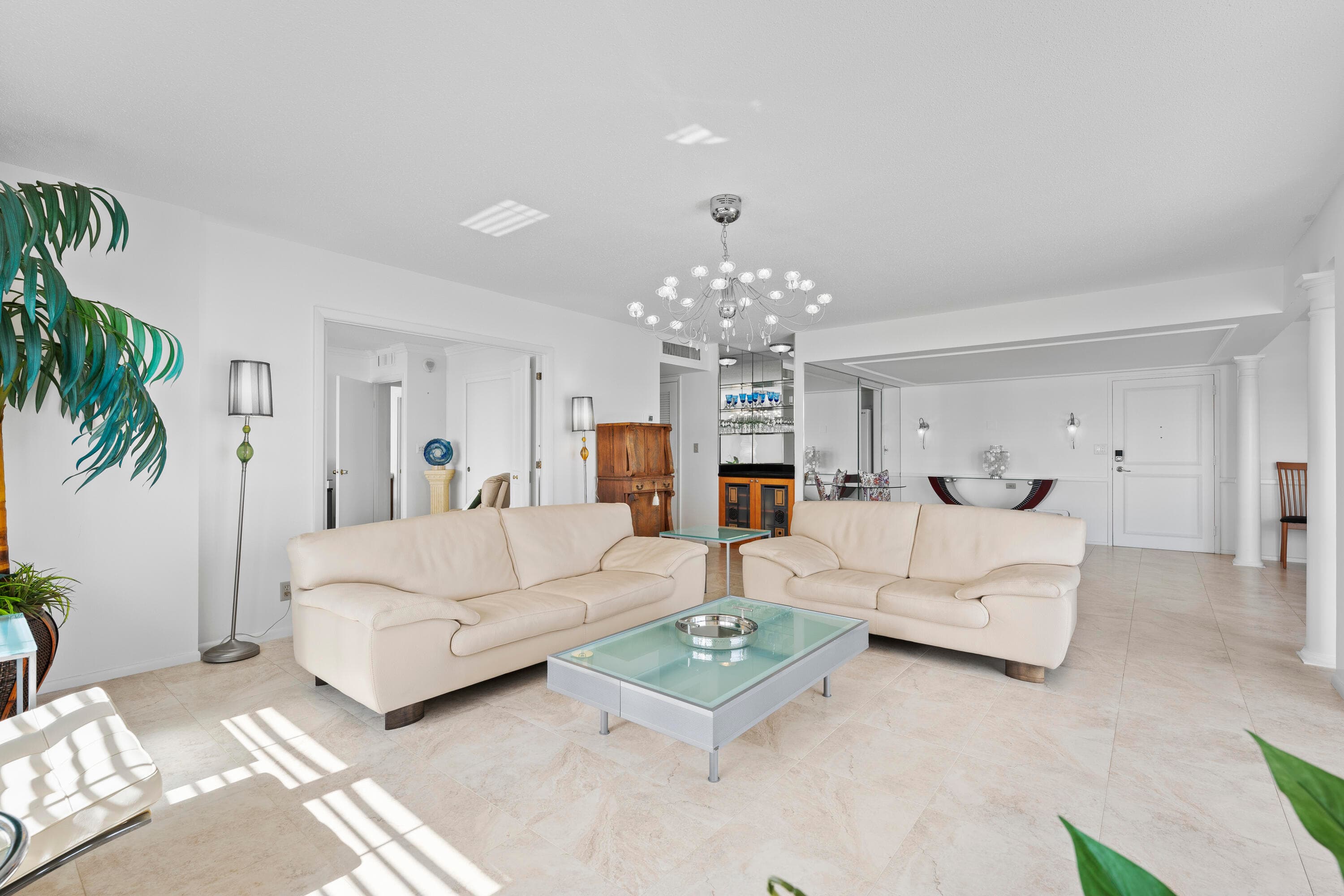 2600 N Flagler Drive 1007, West Palm Beach, FL 33407 4