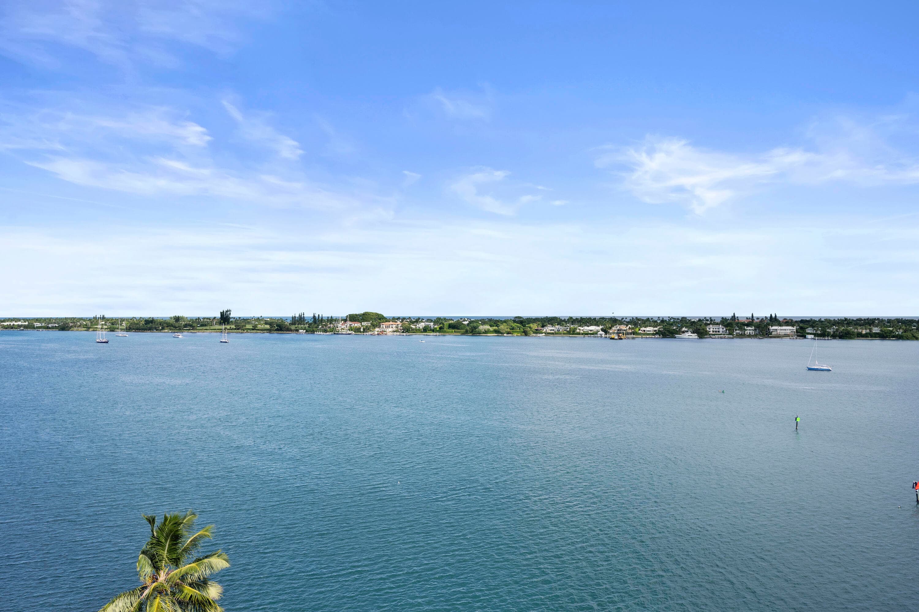 2600 N Flagler Drive 1007, West Palm Beach, FL 33407 17