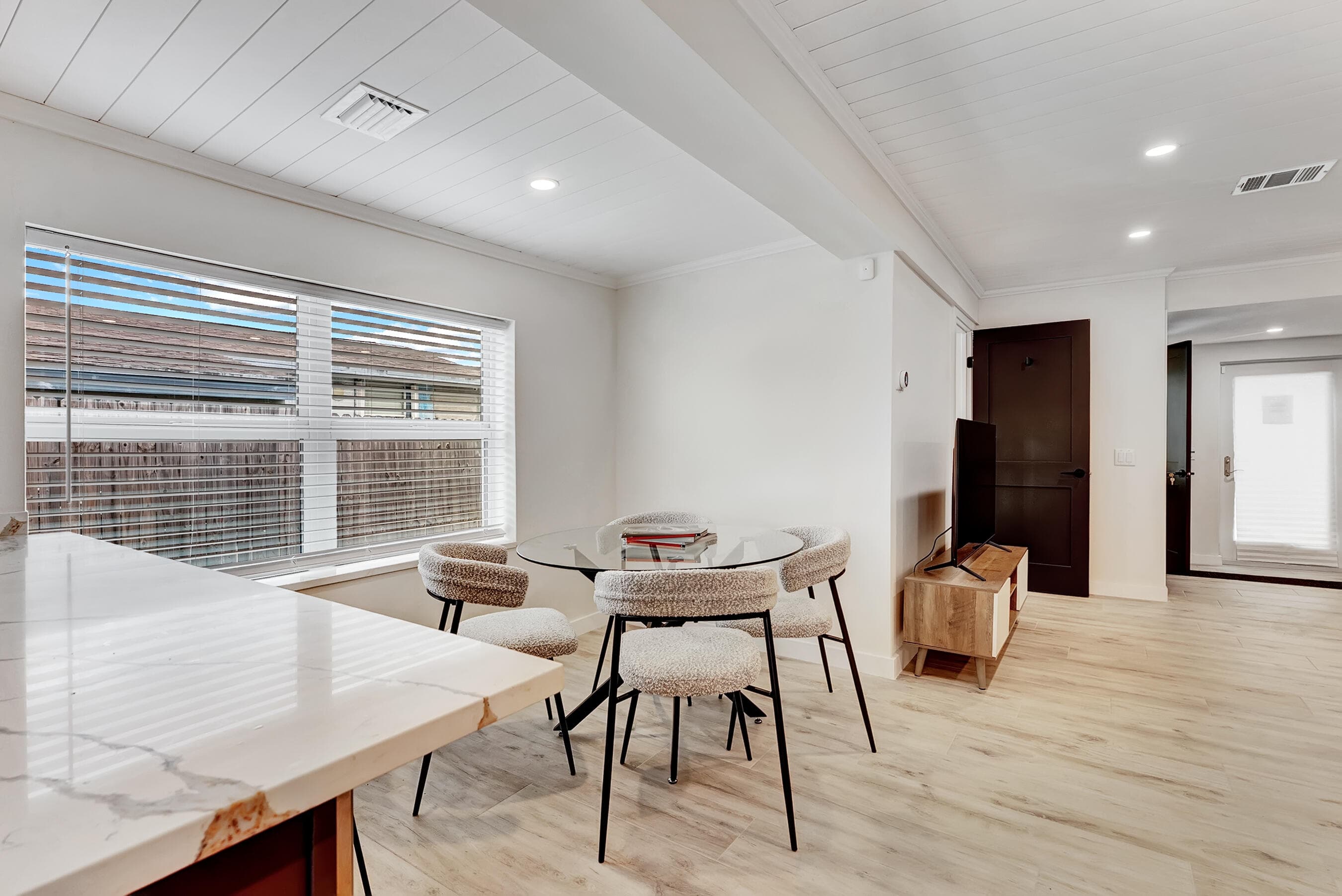 320 NW 3rd Avenue, Delray Beach, FL 33444 17