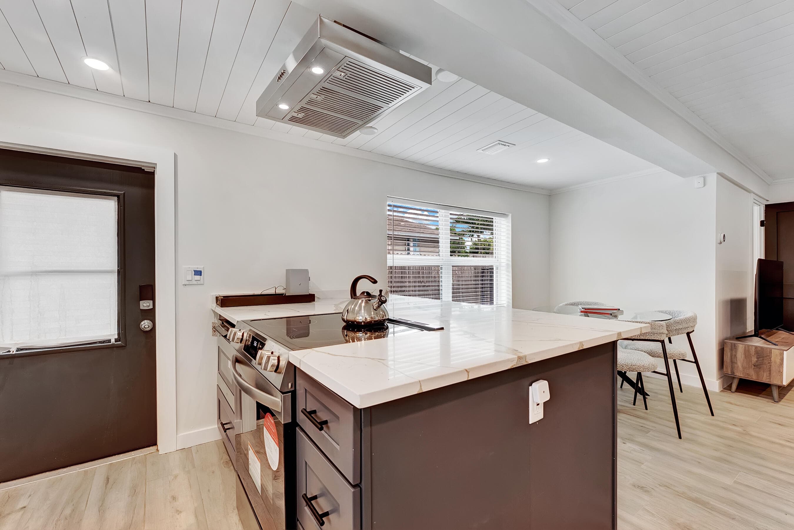 320 NW 3rd Avenue, Delray Beach, FL 33444 14