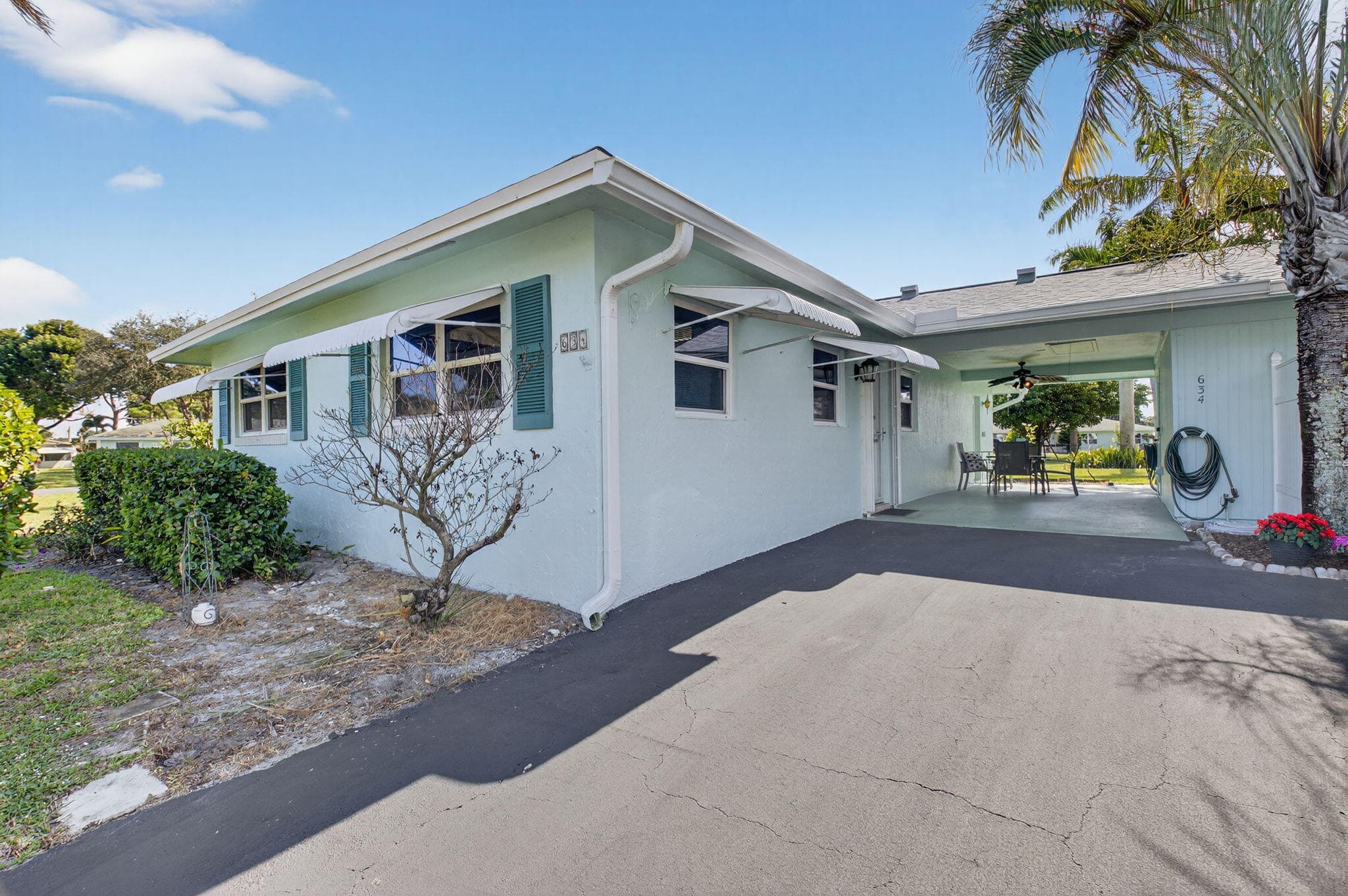 634 Hummingbird Lane, Delray Beach, FL 33445