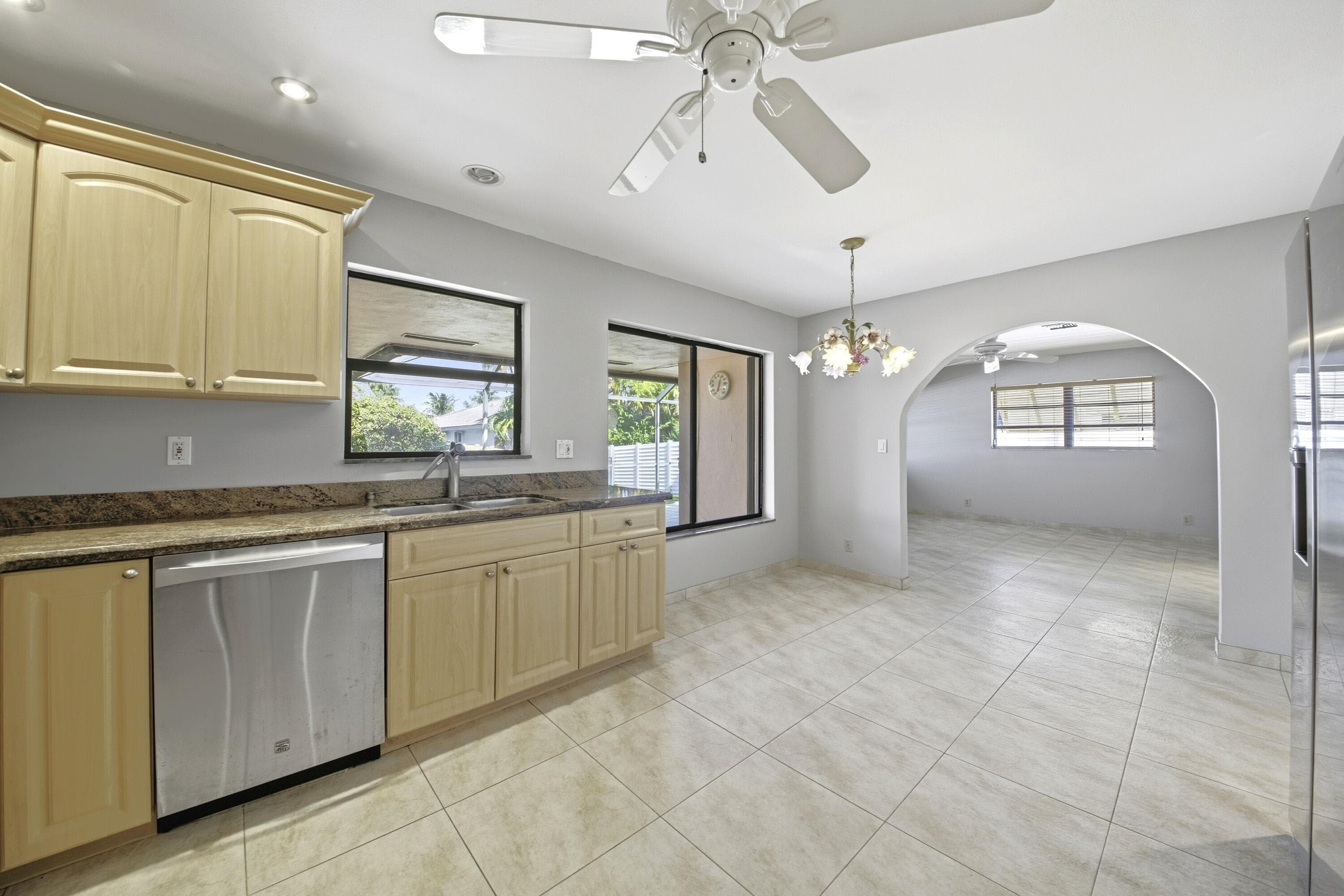 309 SE 4th Street, Dania Beach, FL 33004 7