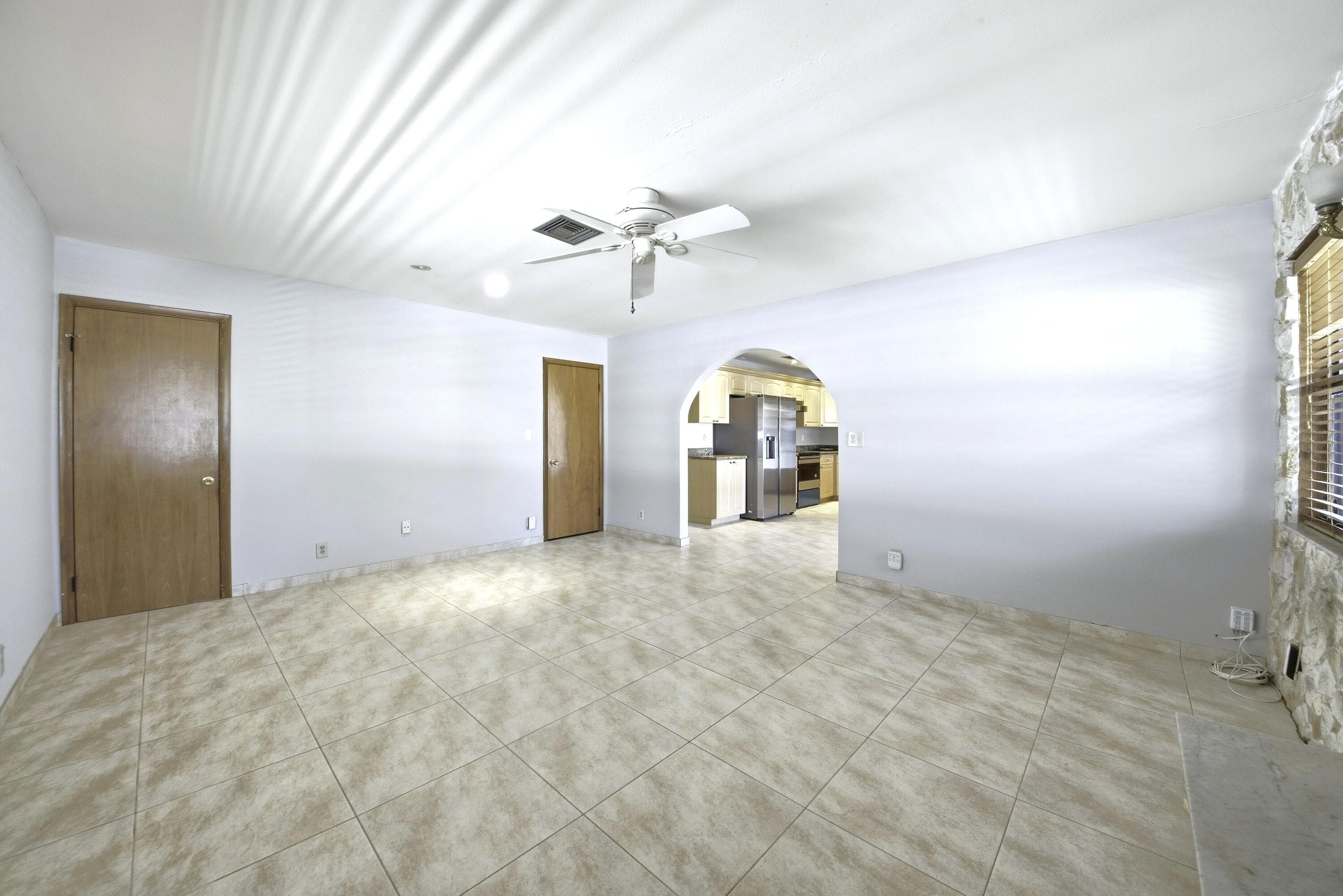 309 SE 4th Street, Dania Beach, FL 33004 10